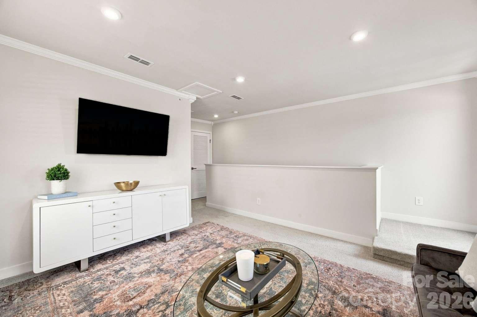 260 Parkwood Avenue Property Photo 36