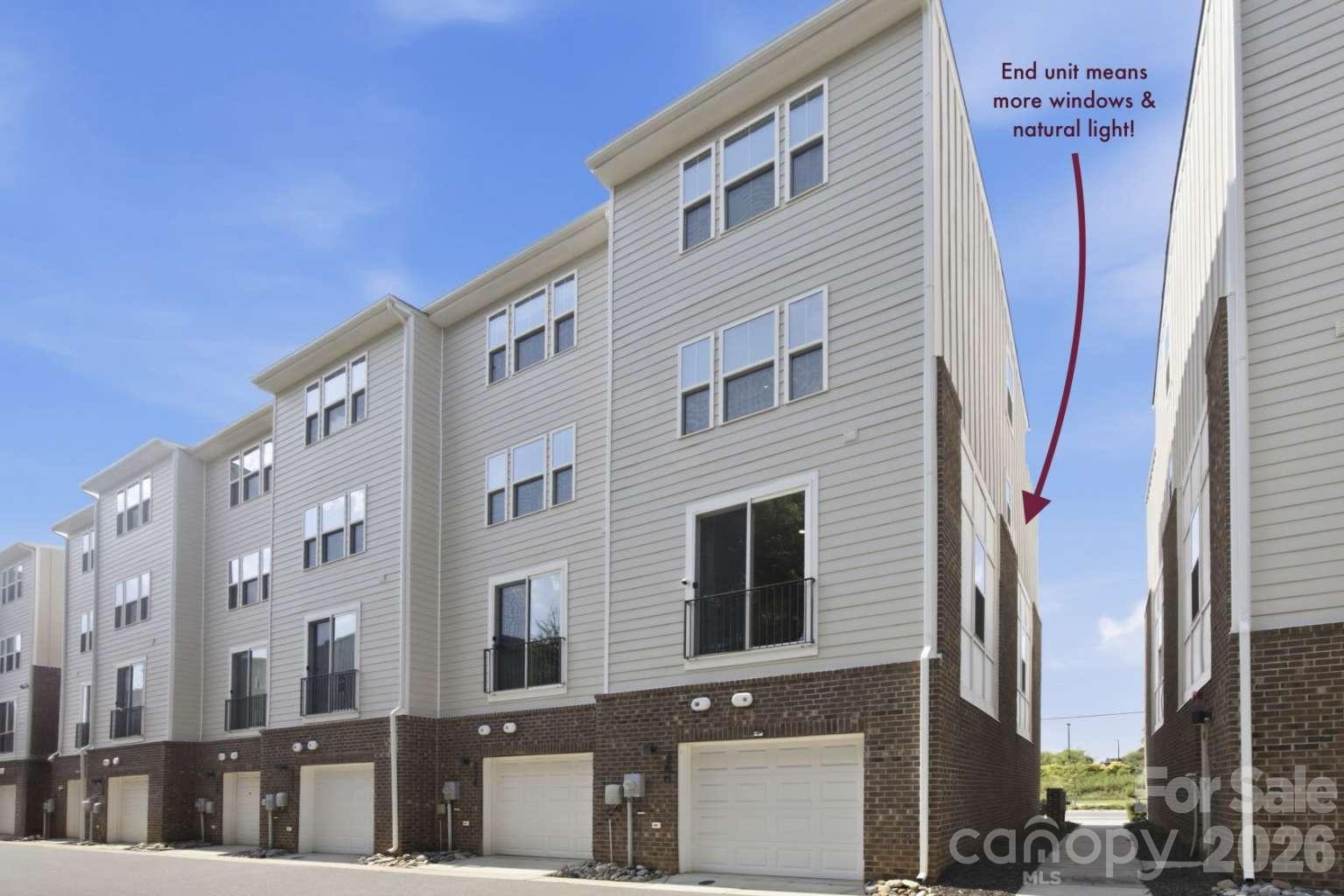 260 Parkwood Avenue Property Photo 45