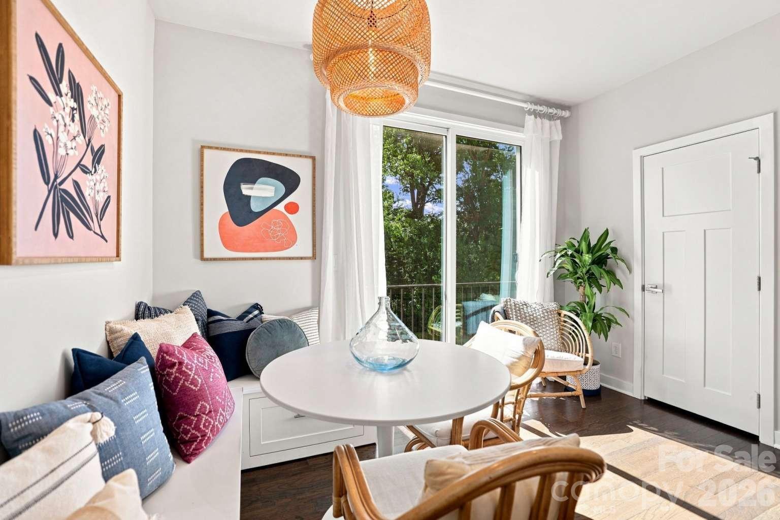 260 Parkwood Avenue Property Photo 46
