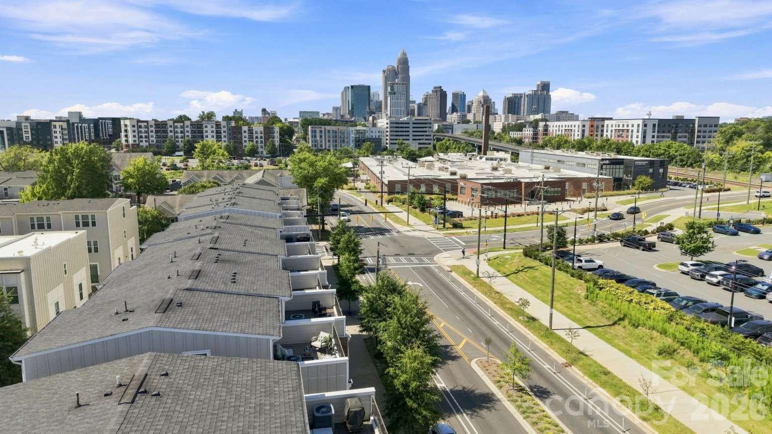 260 Parkwood Avenue Property Photo 48
