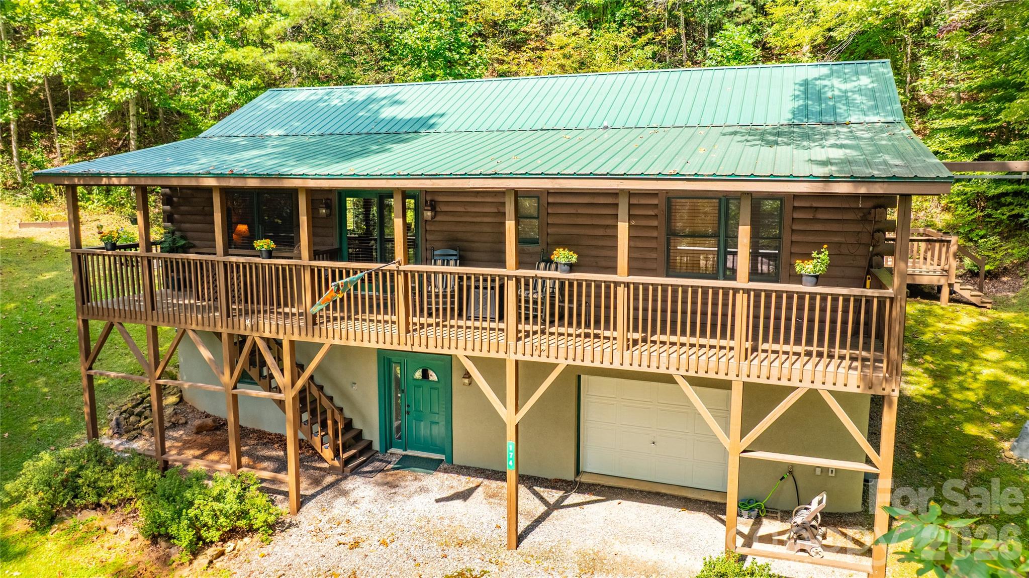 174 Nix Creek Road Property Photo 1