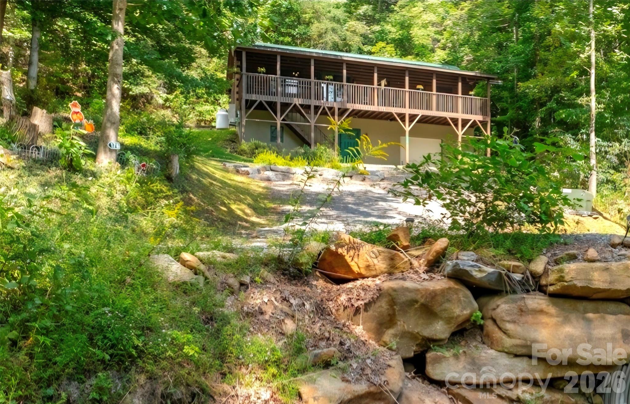 174 Nix Creek Road Property Photo 1