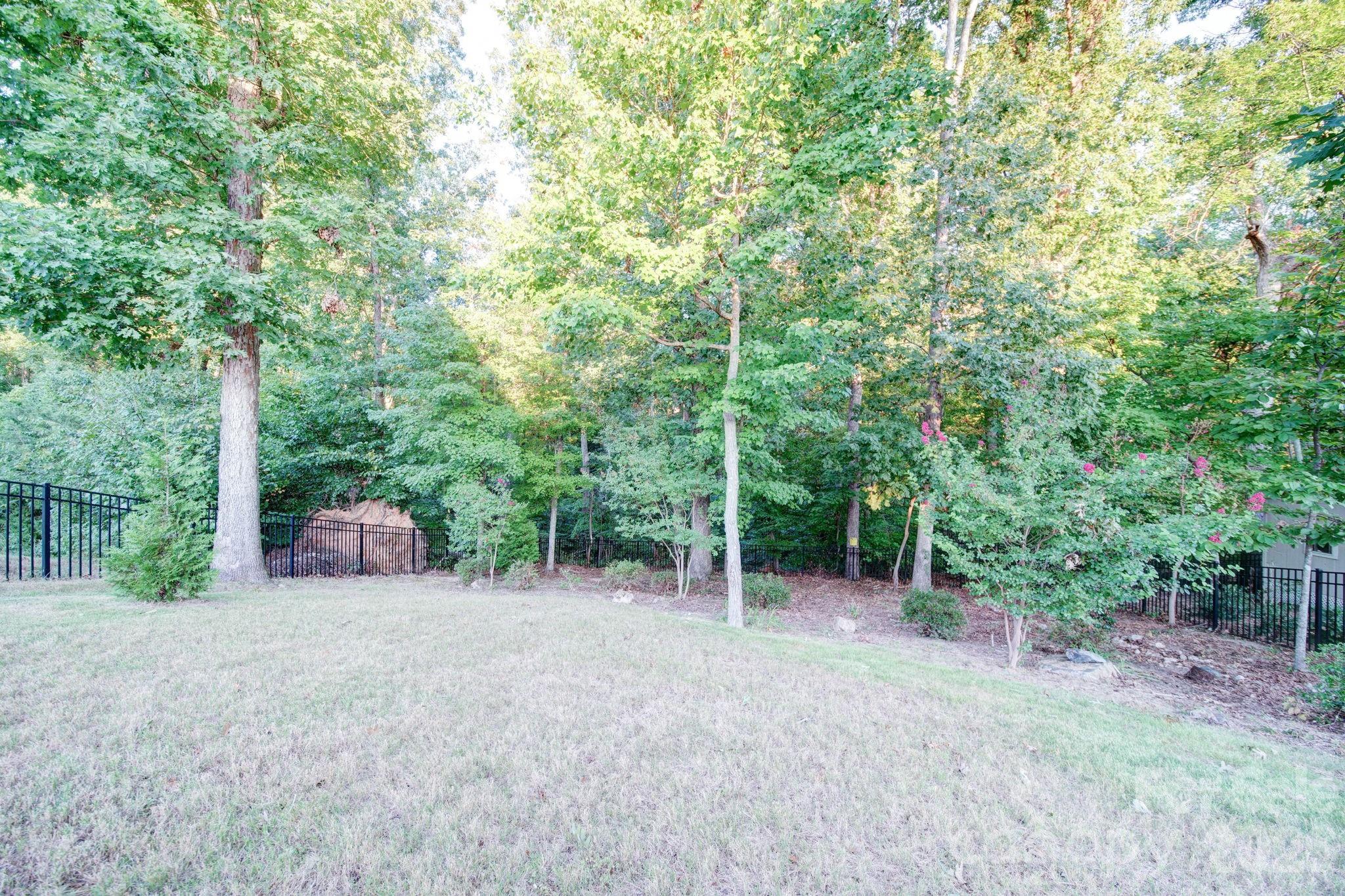 171 Welcombe Street Property Photo 43