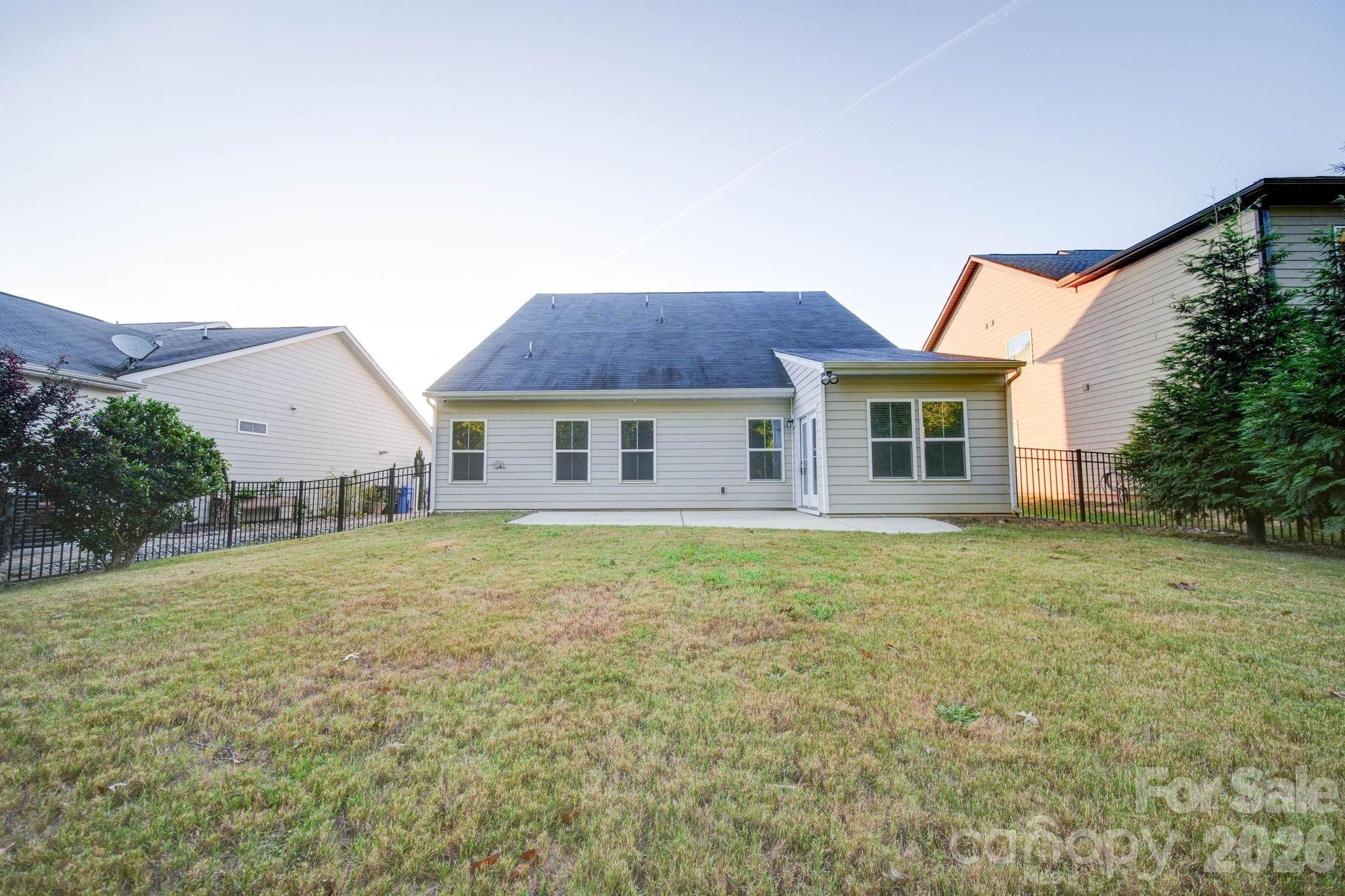 171 Welcombe Street Property Photo 44