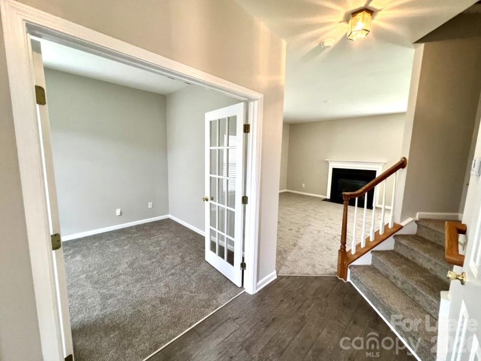 3519 Balsam Tree Drive Property Photo 3
