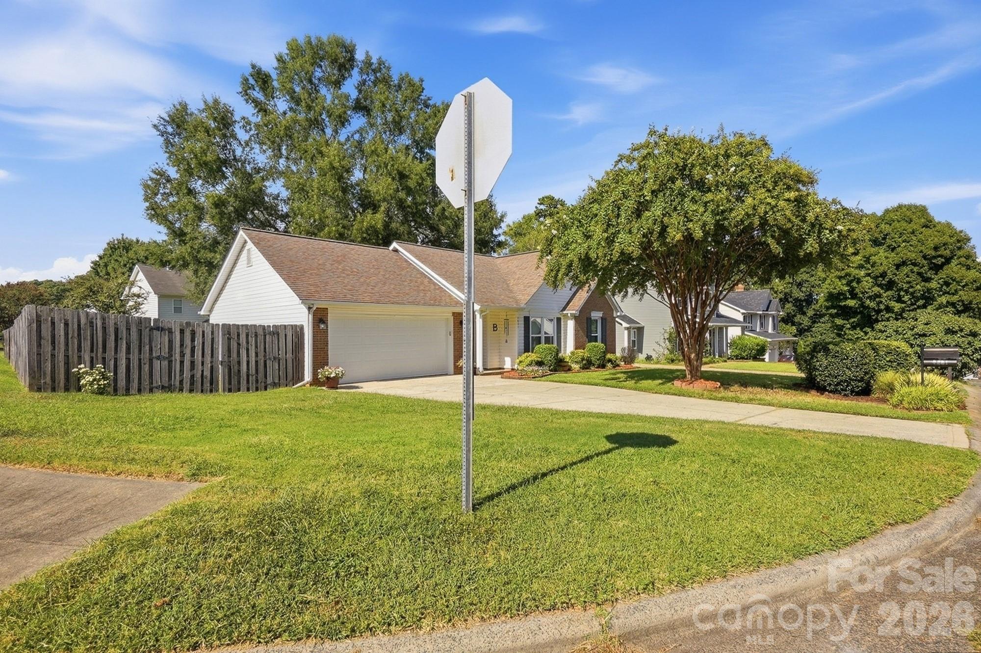 7601 Gillman Court Property Photo 4