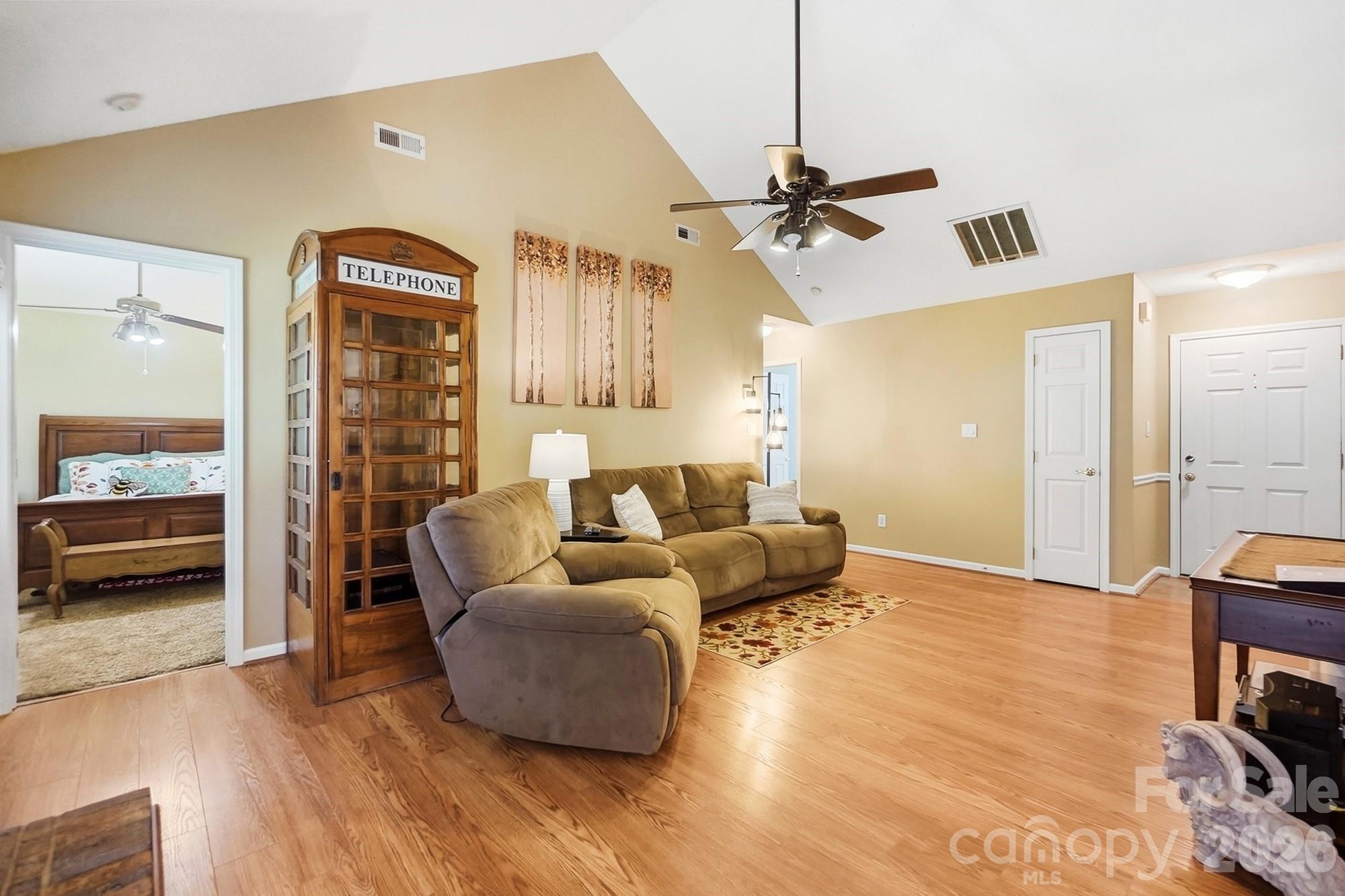7601 Gillman Court Property Photo 10