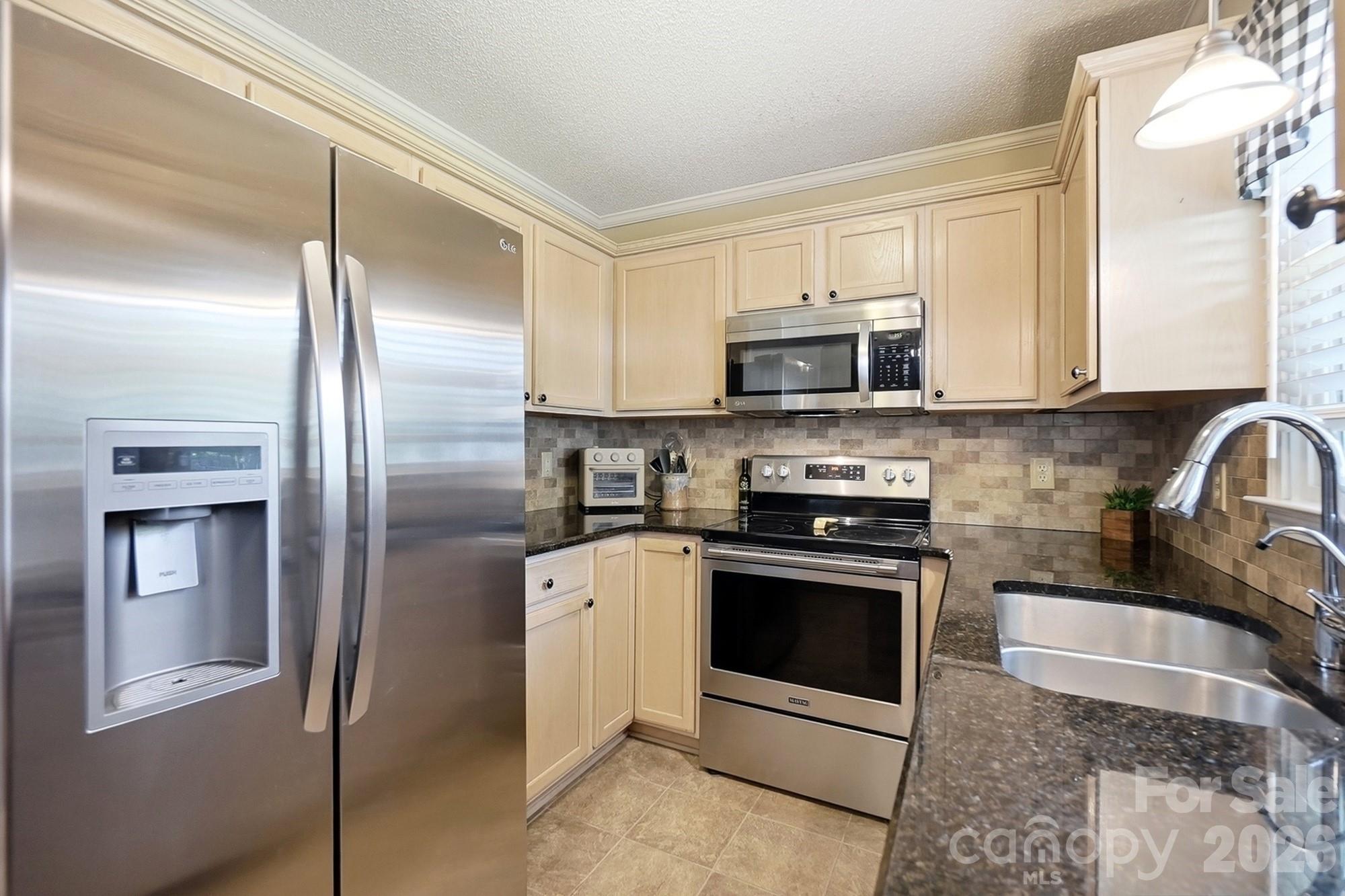 7601 Gillman Court Property Photo 15