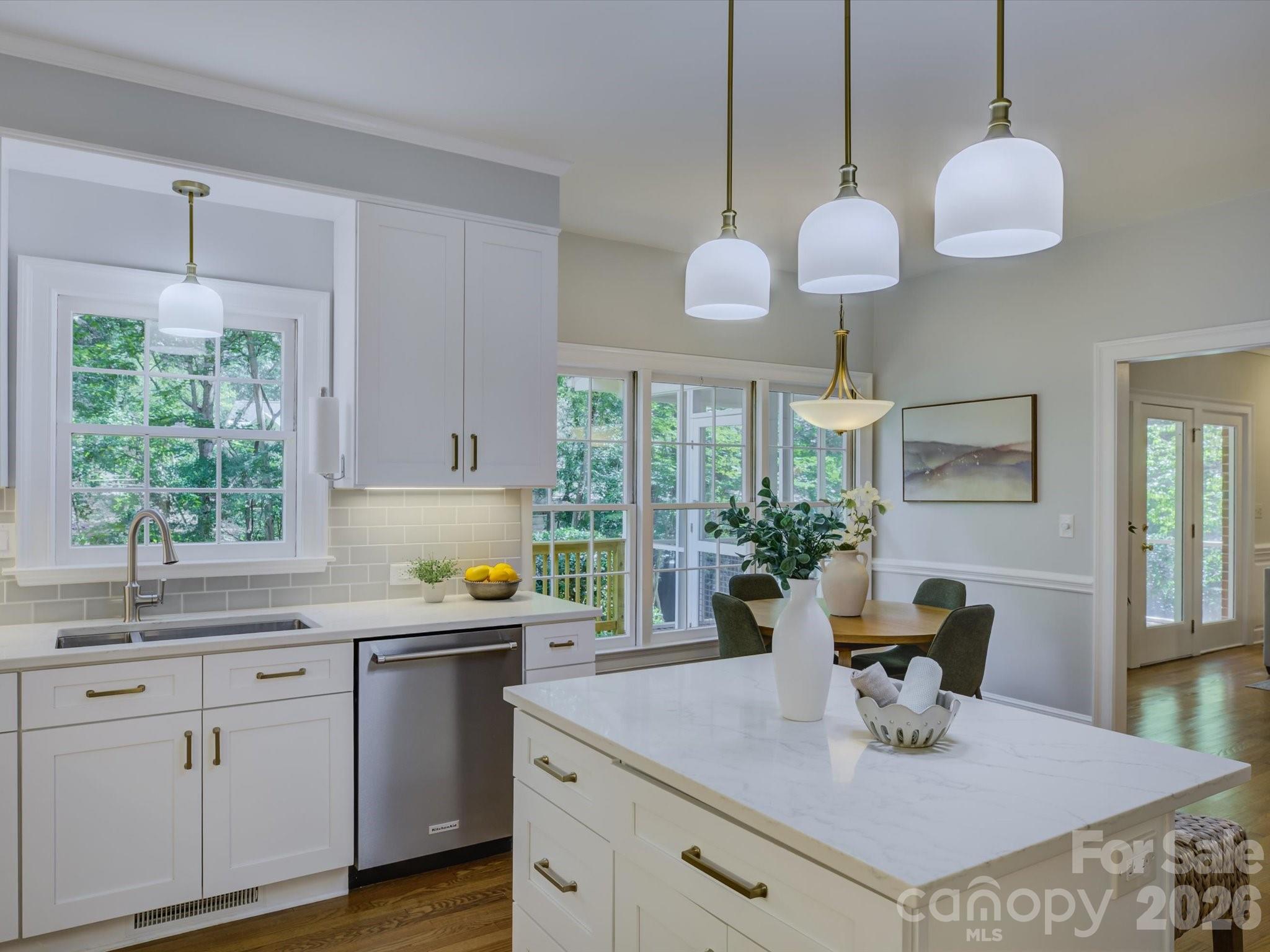 2503 Winding Oak Drive Property Photo 11
