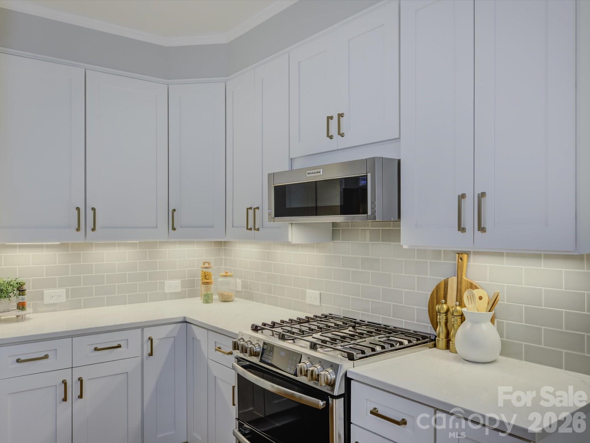 2503 Winding Oak Drive Property Photo 12