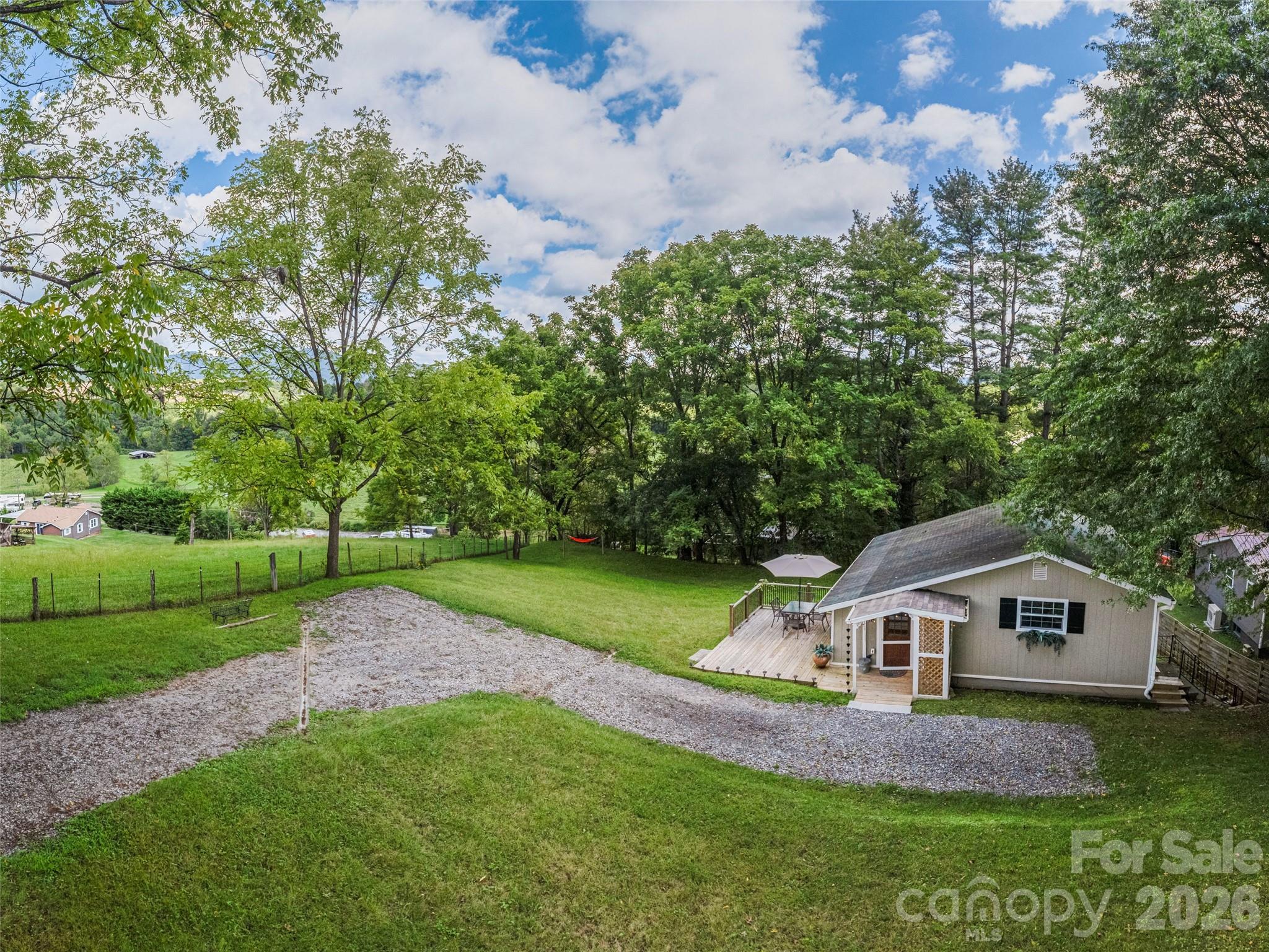 78 London Lane Property Photo 32