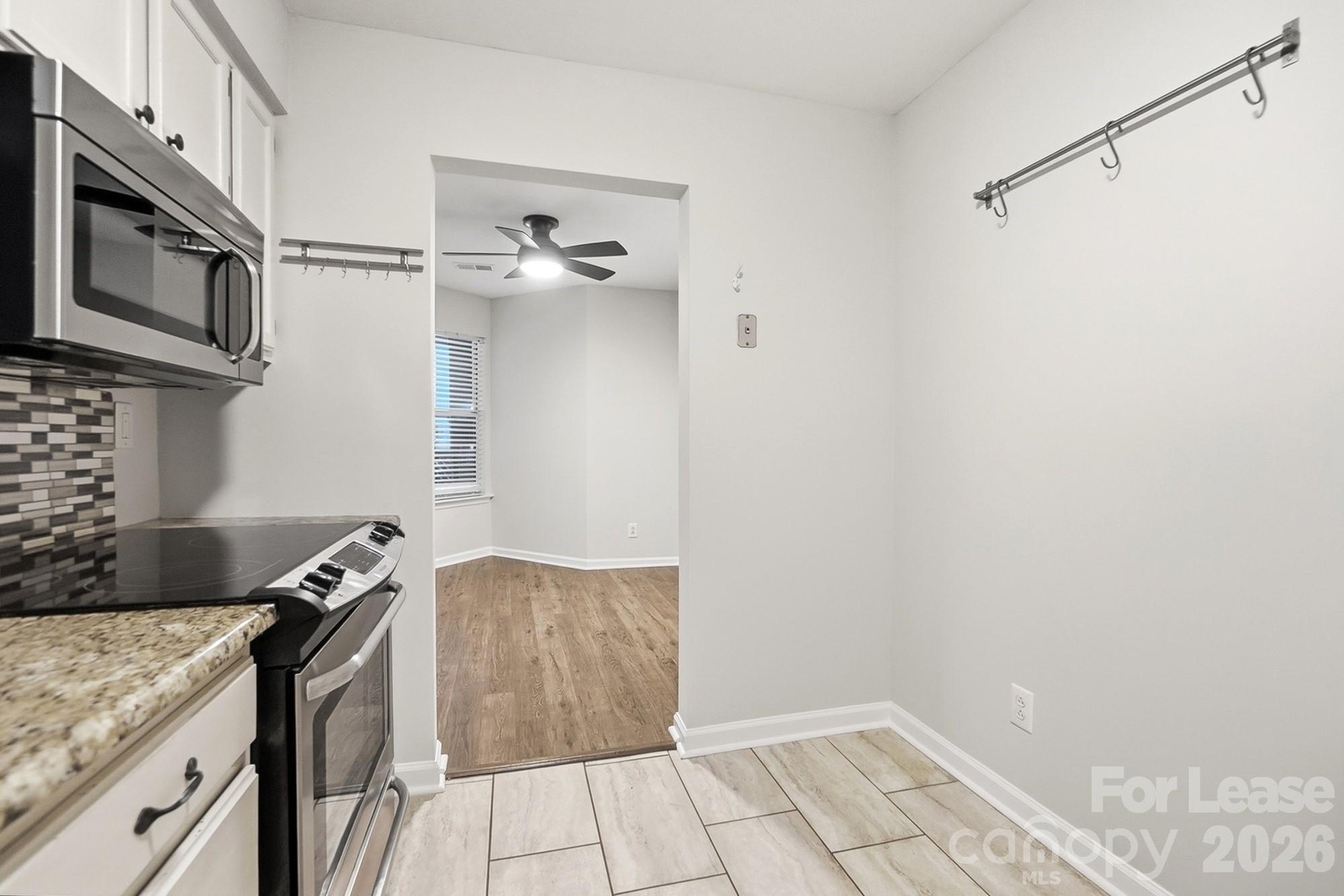 6000 Gray Gate Lane C Property Photo 13
