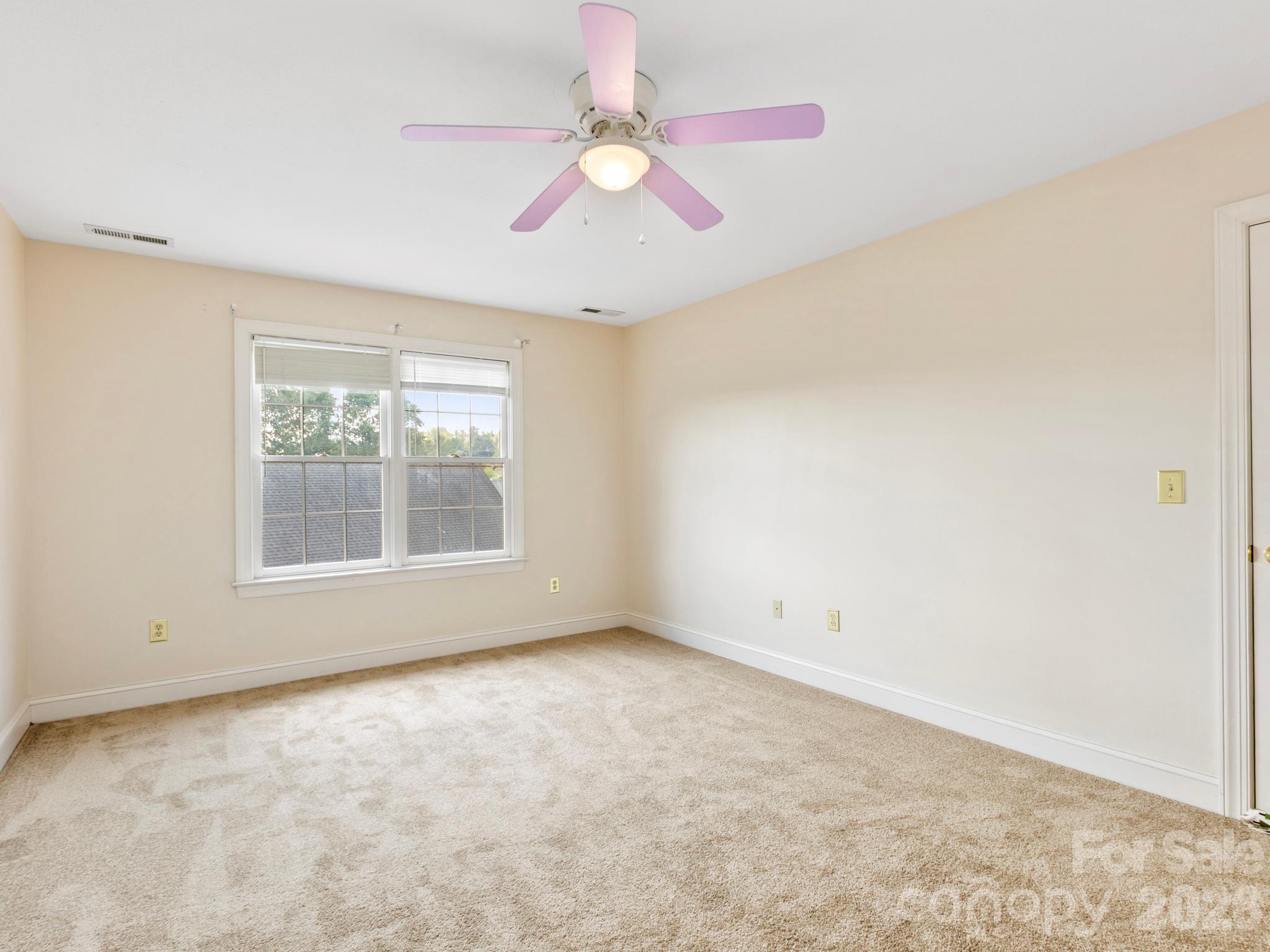 7 Round Robin Lane Property Photo 18