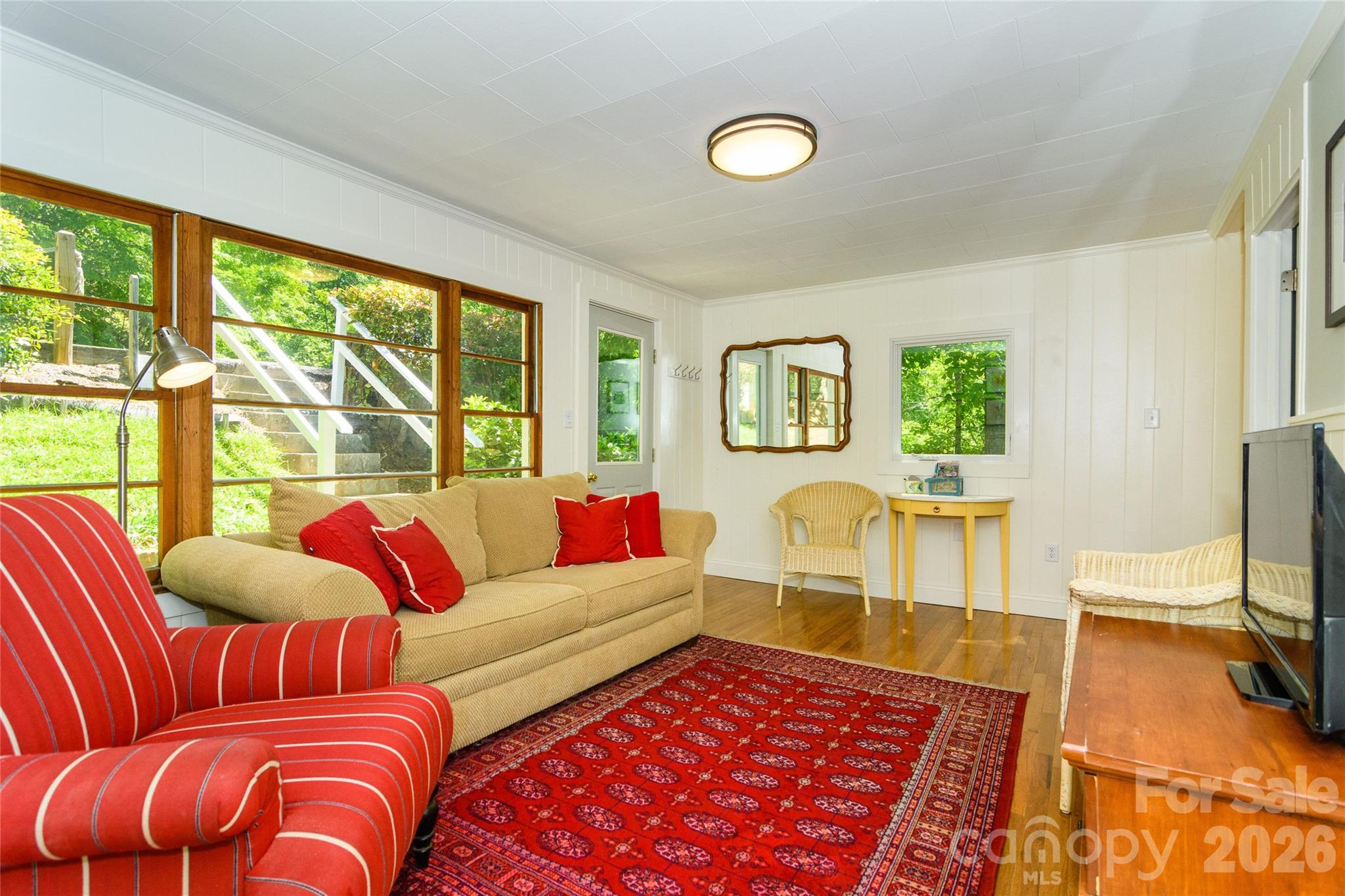 138 Hummingbird Cove Property Photo 9