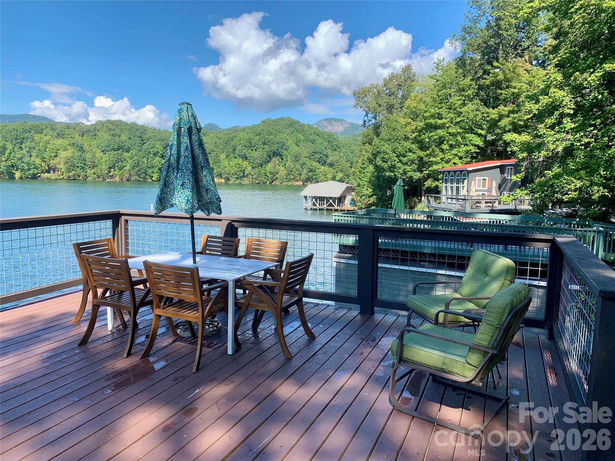 138 Hummingbird Cove Property Photo 18