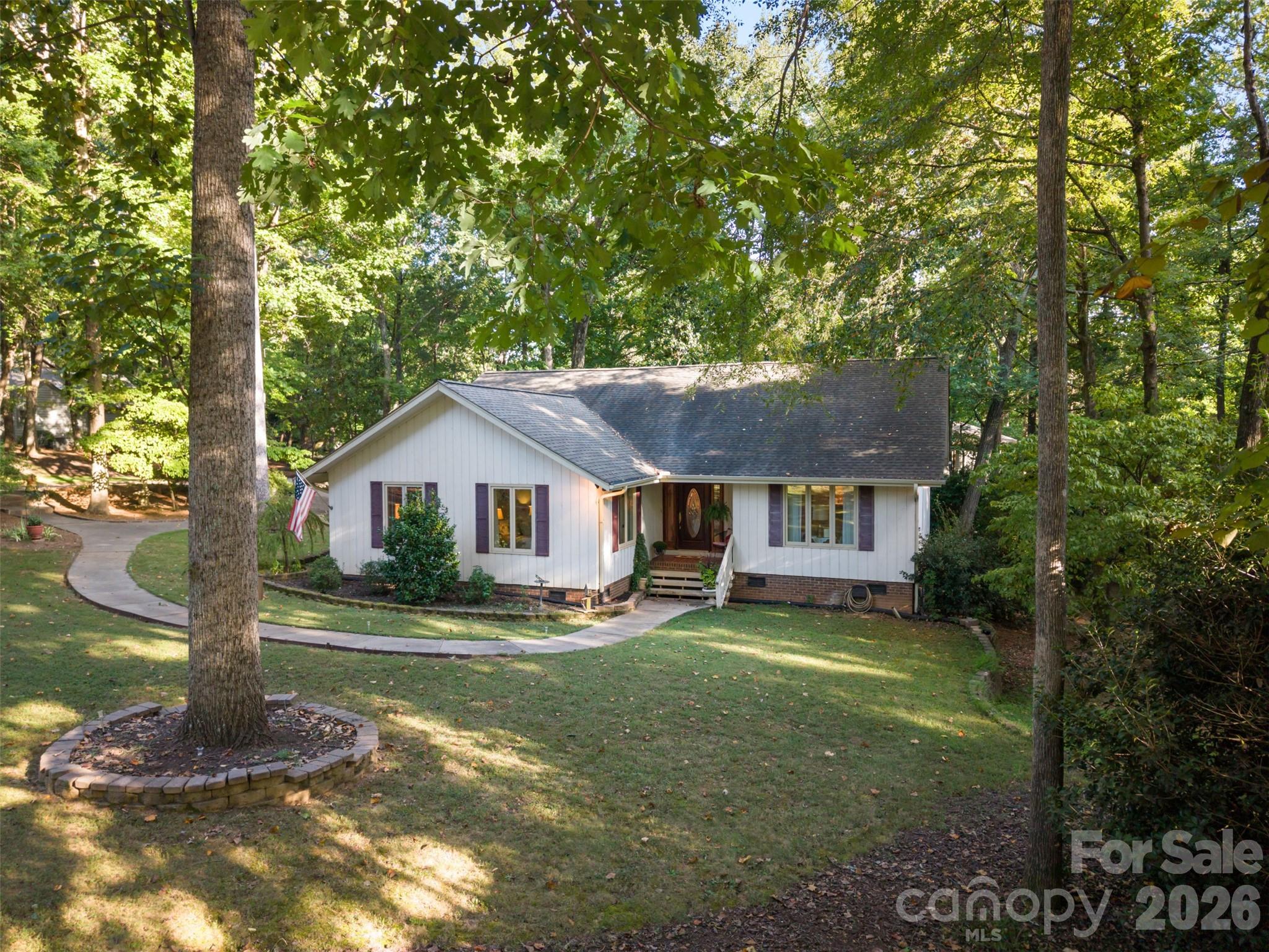55 Heritage Drive Property Photo 1