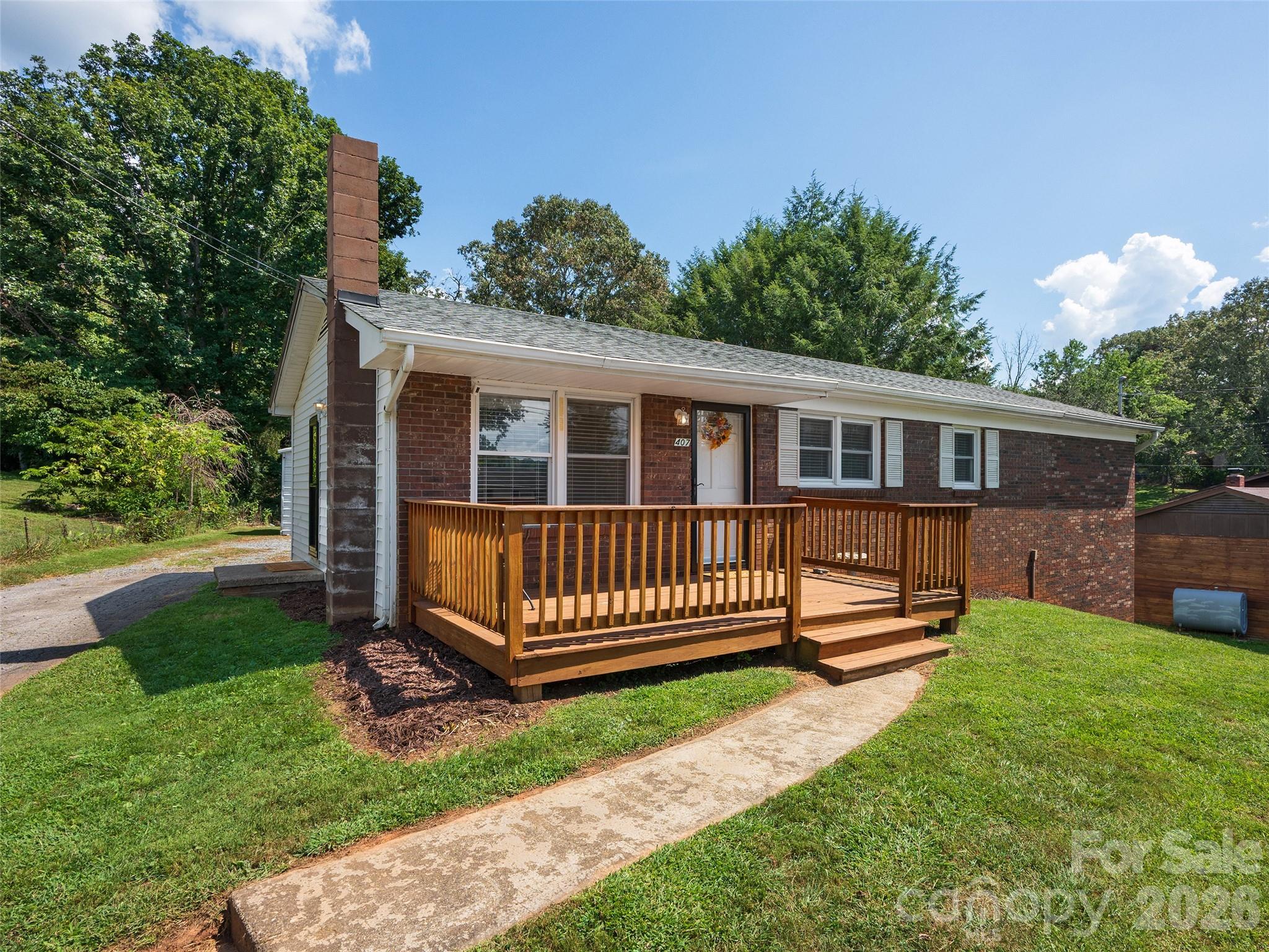 403 Lower Grassy Branch Road Property Photo 1