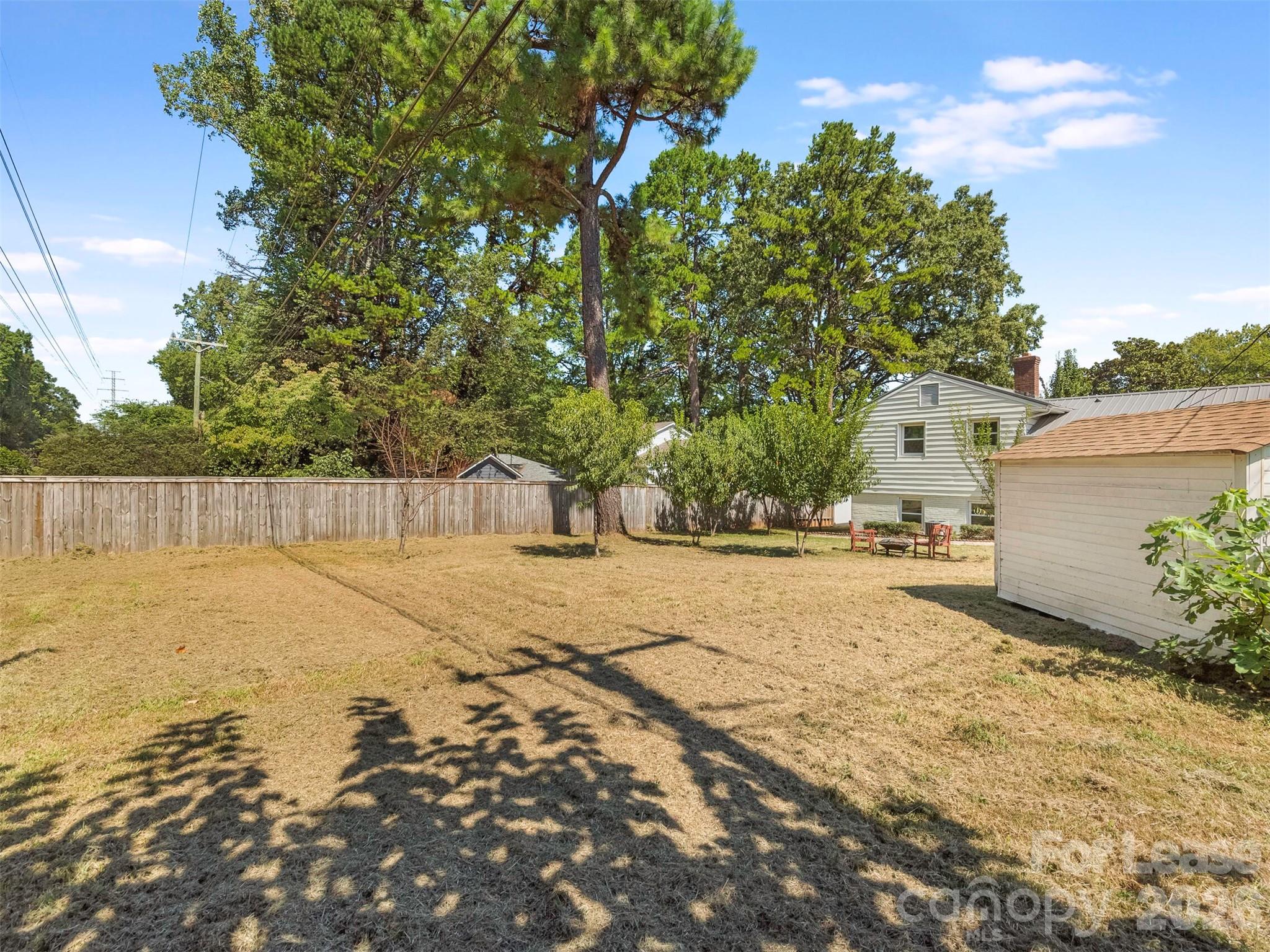 5208 Furman Place Property Photo 4