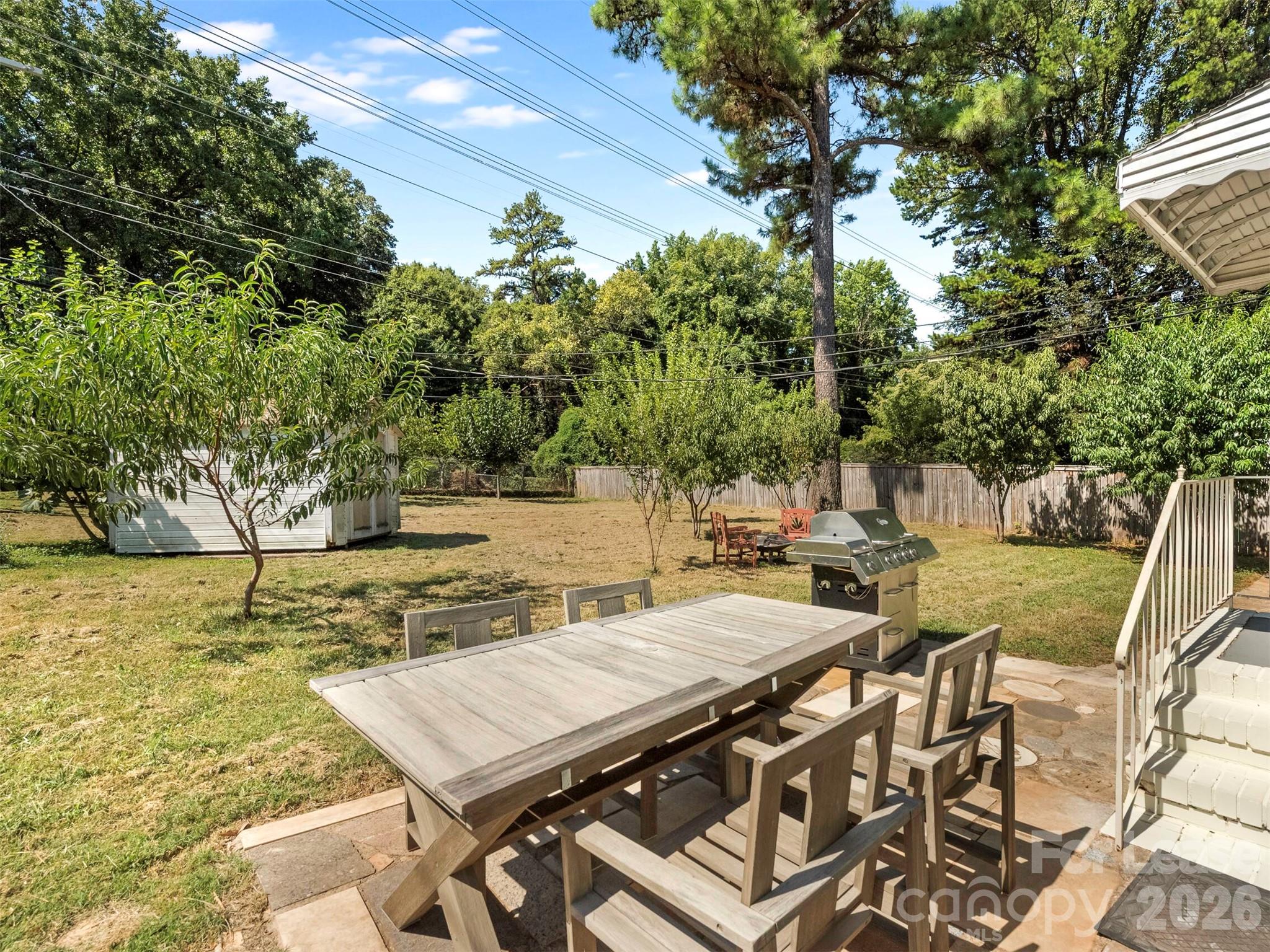5208 Furman Place Property Photo 9