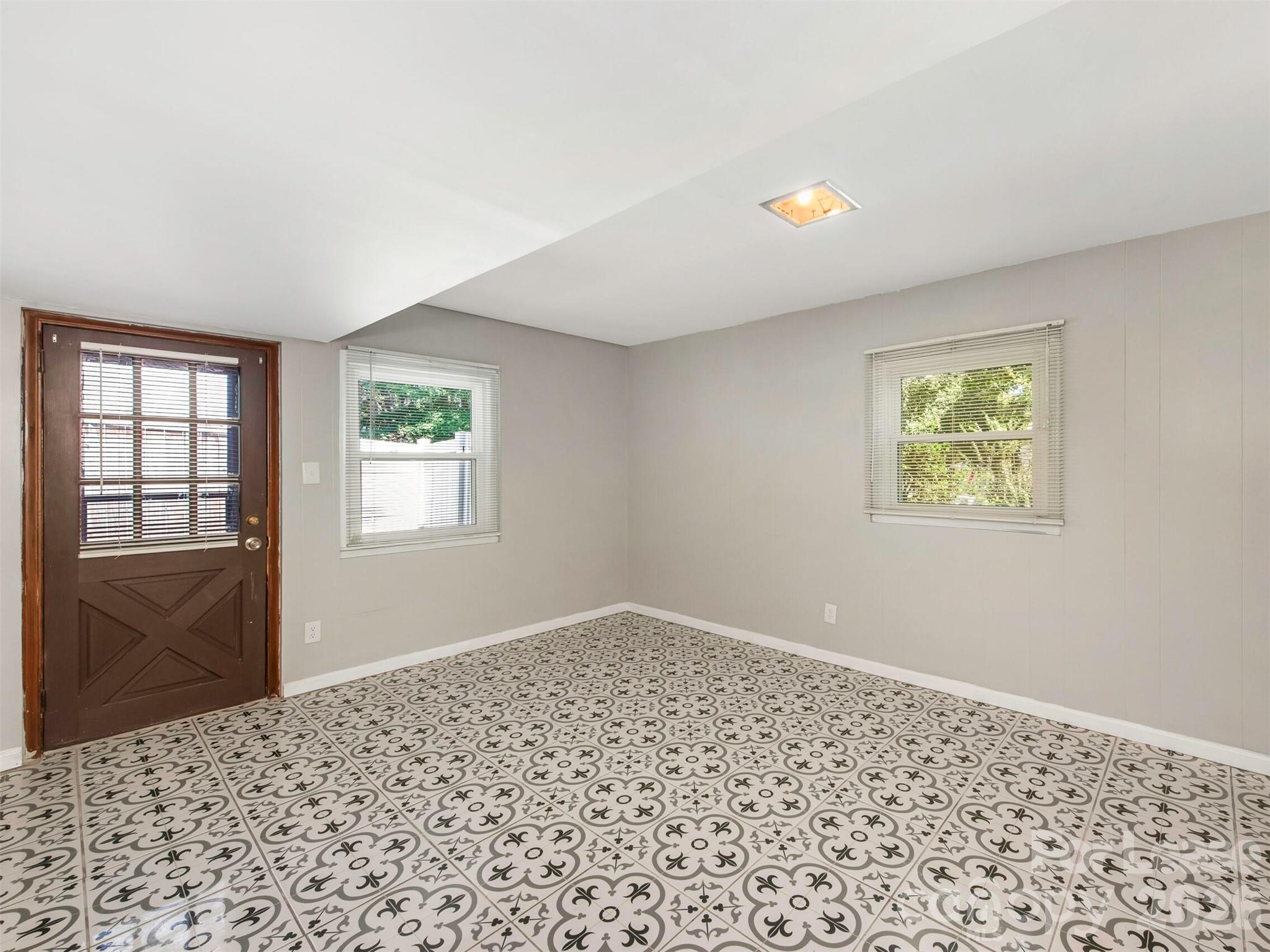5208 Furman Place Property Photo 14