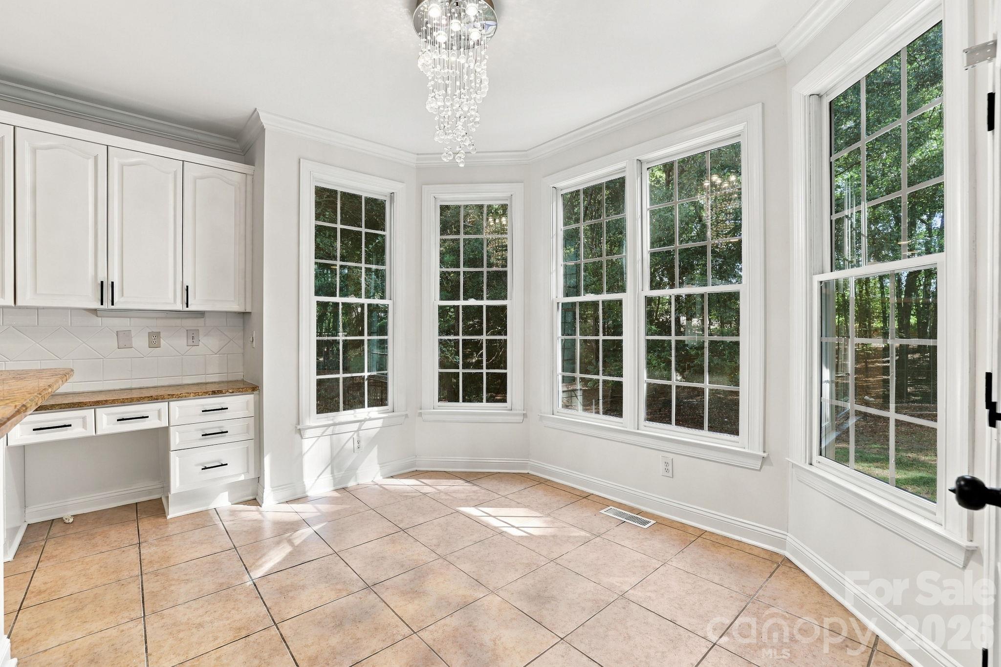 3439 Twelve Oaks Place Property Photo 12