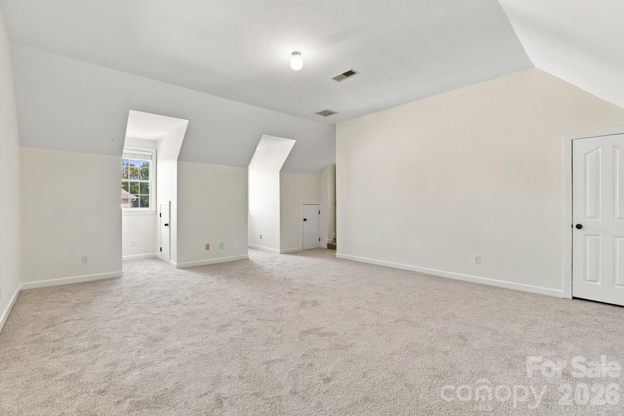 3439 Twelve Oaks Place Property Photo 31