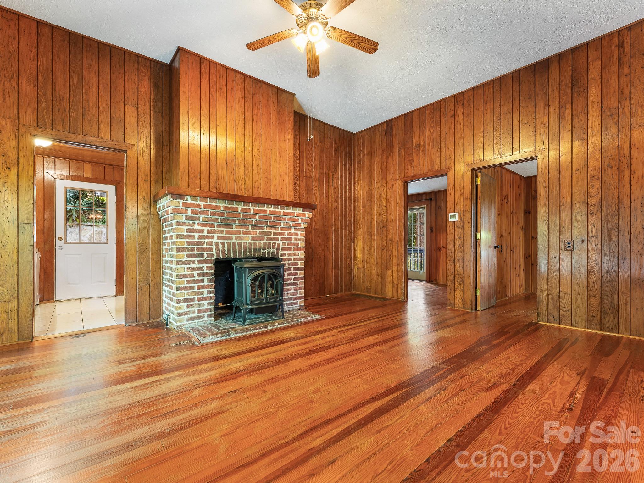 240 Seneca Boulevard Property Photo 12