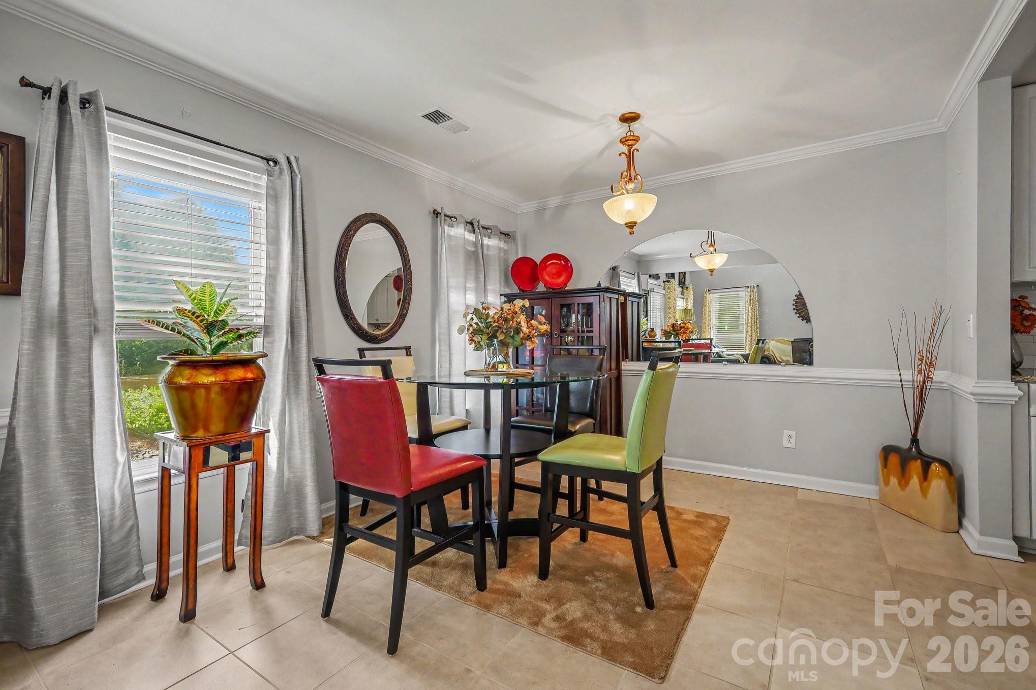 8609 Fox Chase Lane Property Photo 8