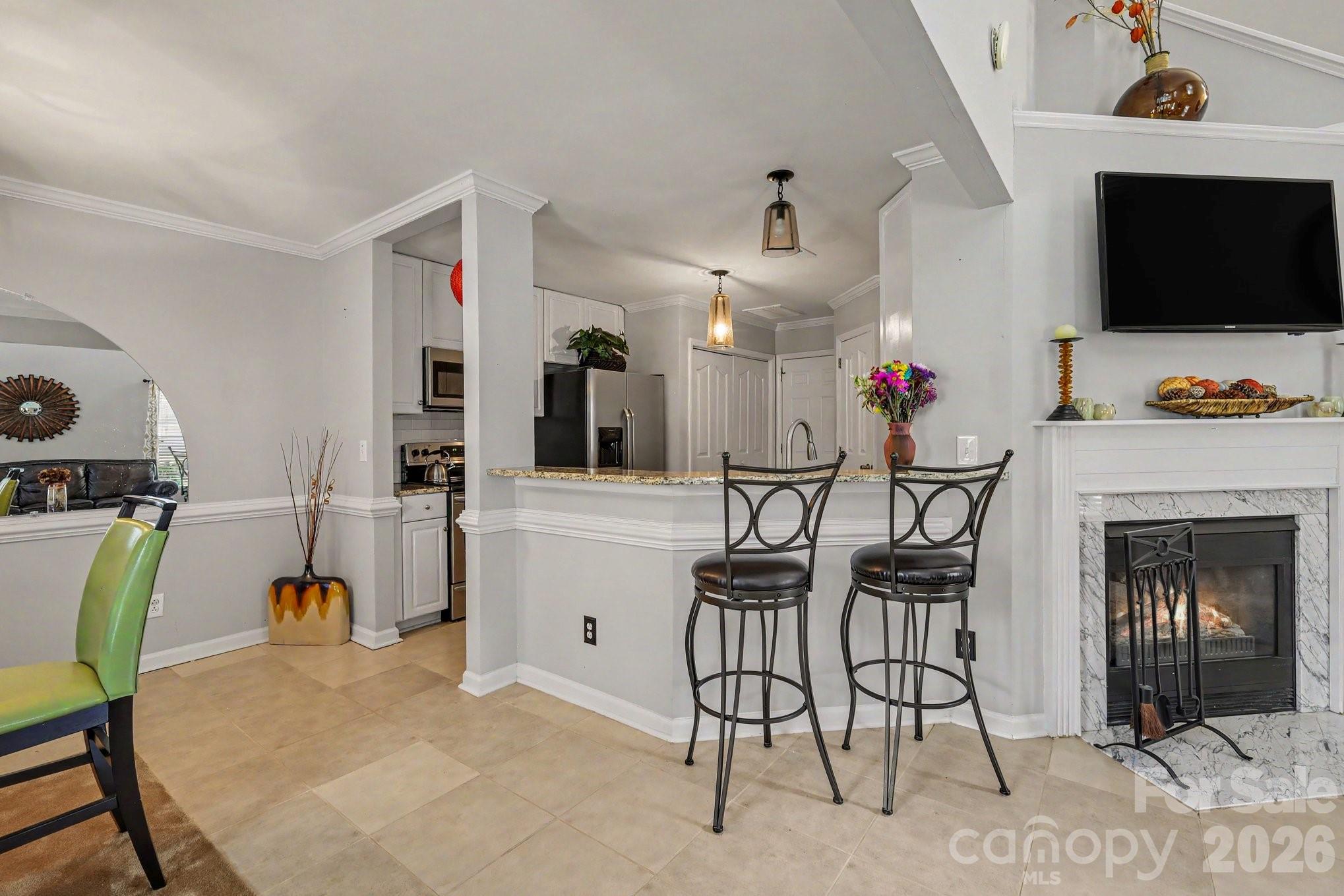 8609 Fox Chase Lane Property Photo 10