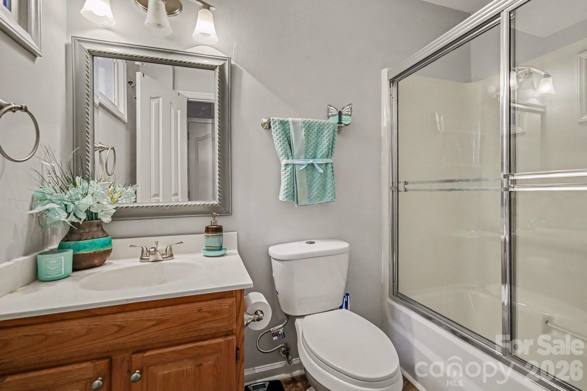 8609 Fox Chase Lane Property Photo 18
