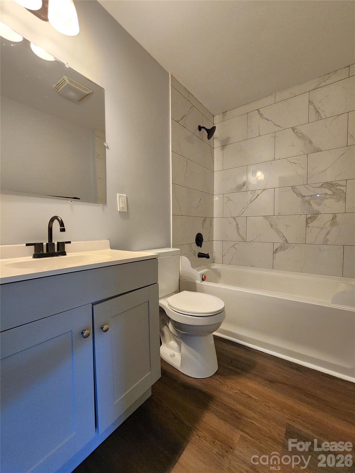 506 Cook Street Property Photo 10