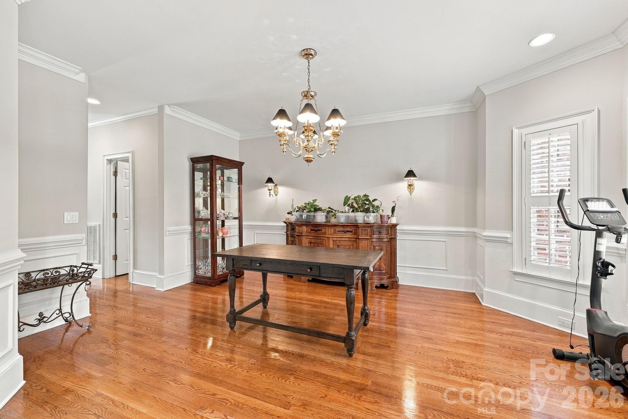 633 Peacehaven Road Property Photo 10