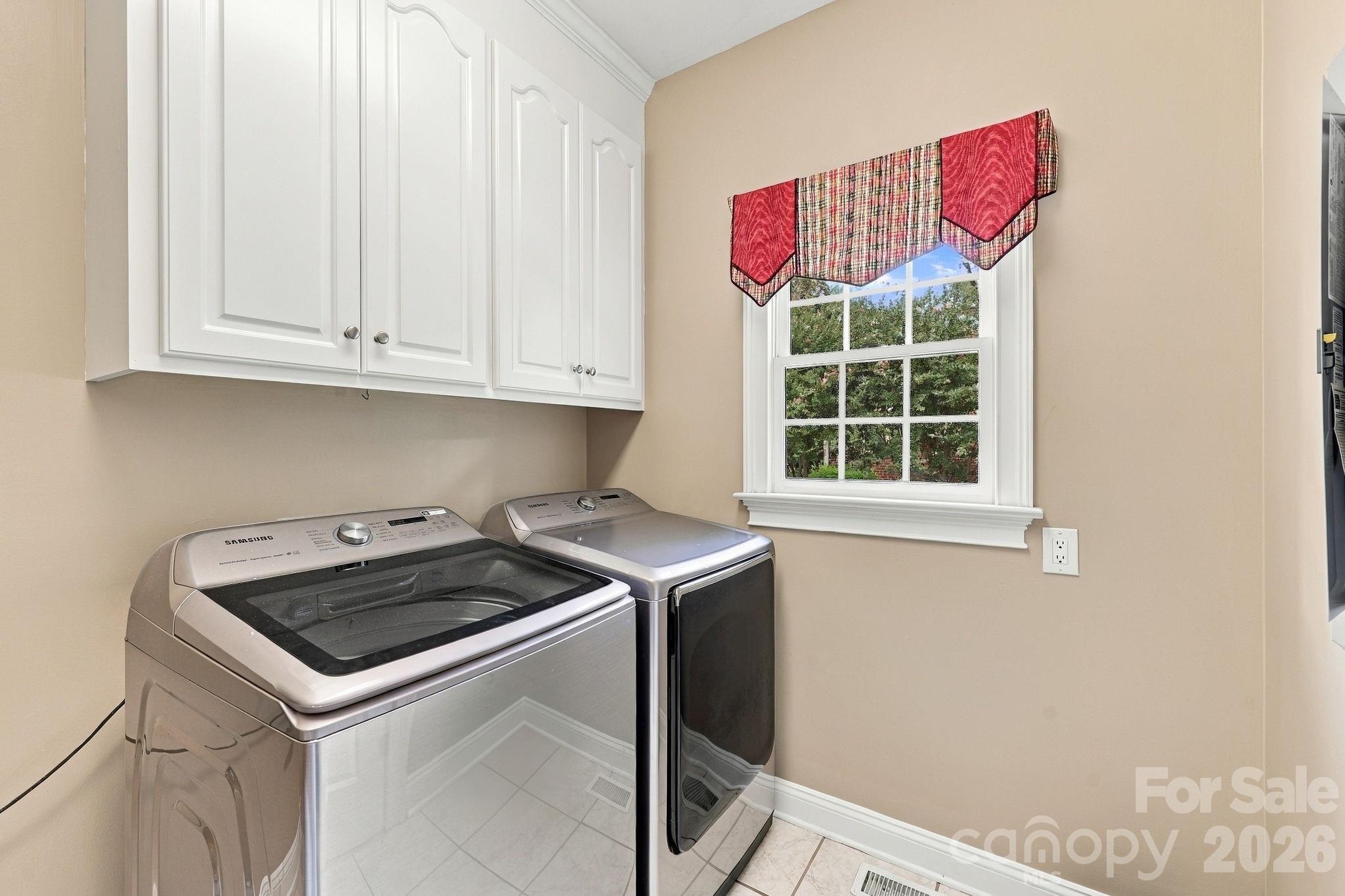 633 Peacehaven Road Property Photo 22
