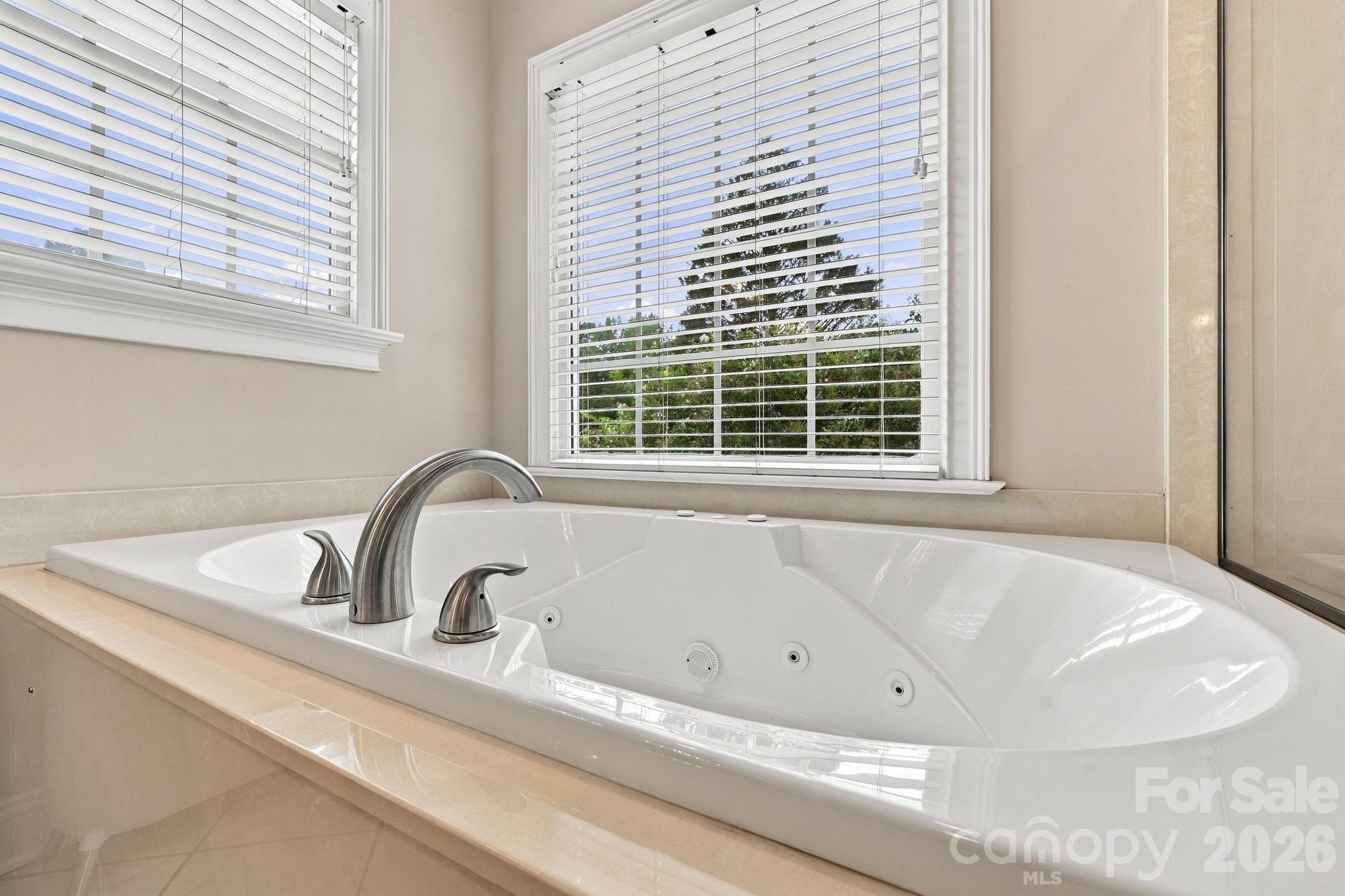 633 Peacehaven Road Property Photo 34