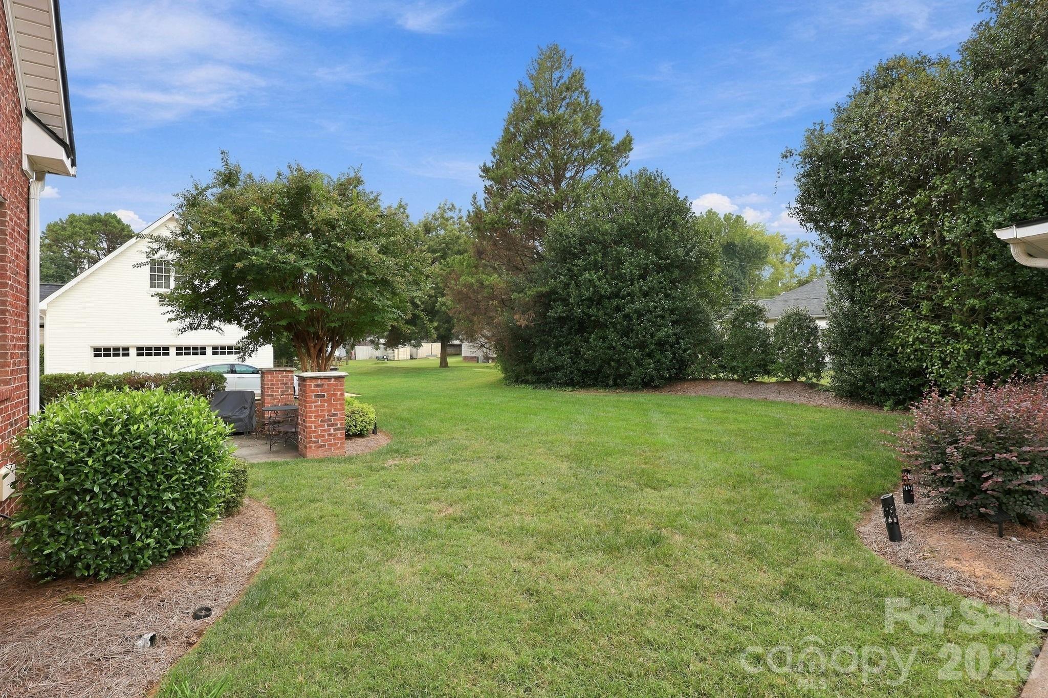 633 Peacehaven Road Property Photo 43