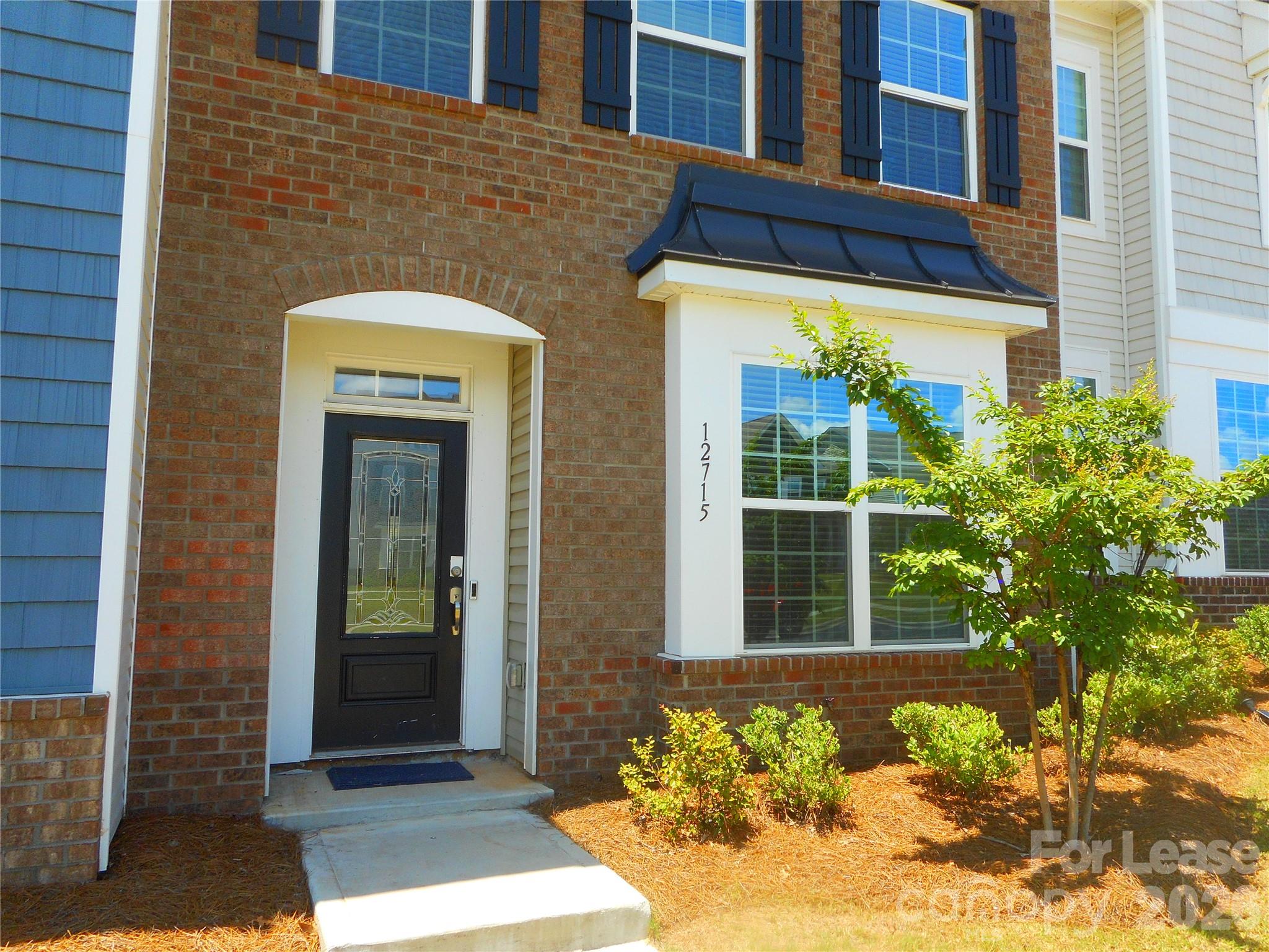 12715 Wandering Brook Drive Property Photo 2