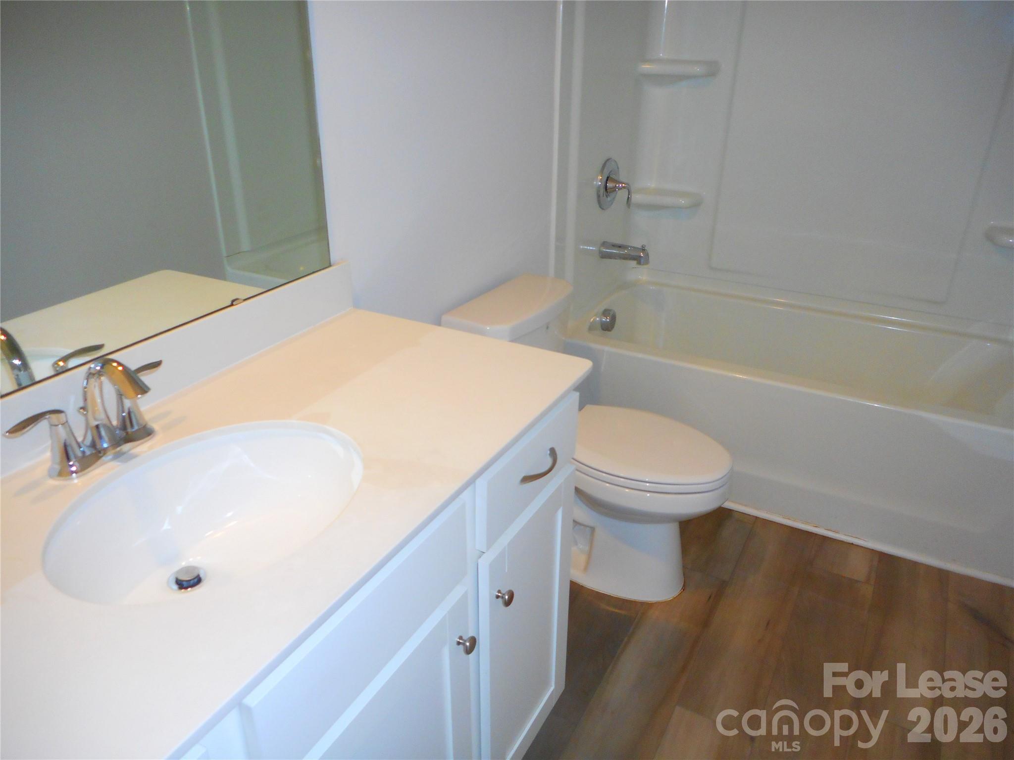 12715 Wandering Brook Drive Property Photo 14