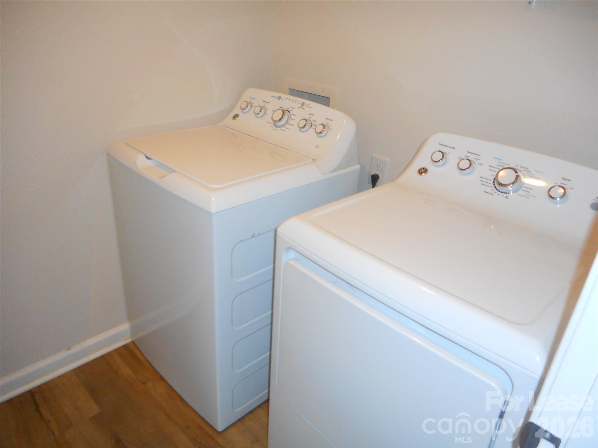 12715 Wandering Brook Drive Property Photo 15