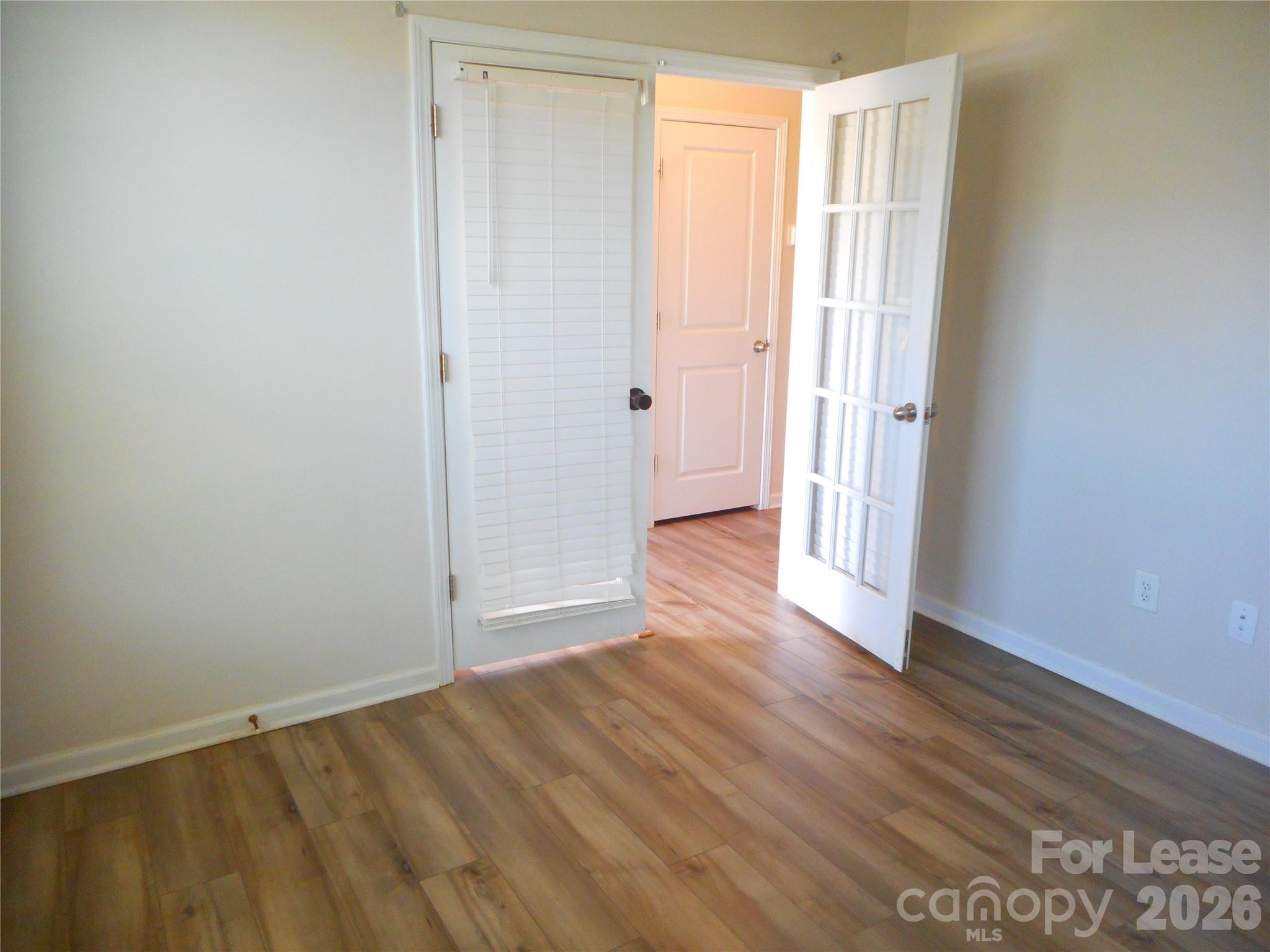 12715 Wandering Brook Drive Property Photo 21