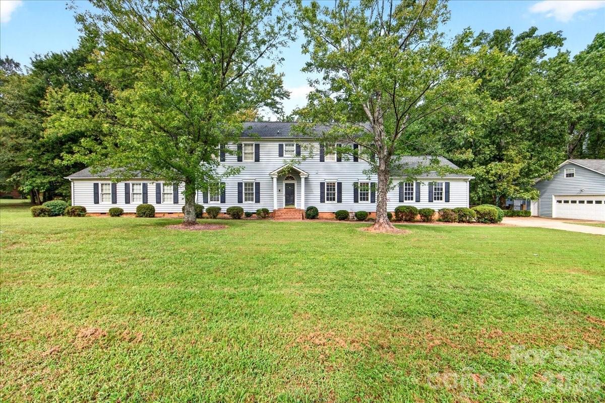 14300 Youngblood Road Property Photo 1