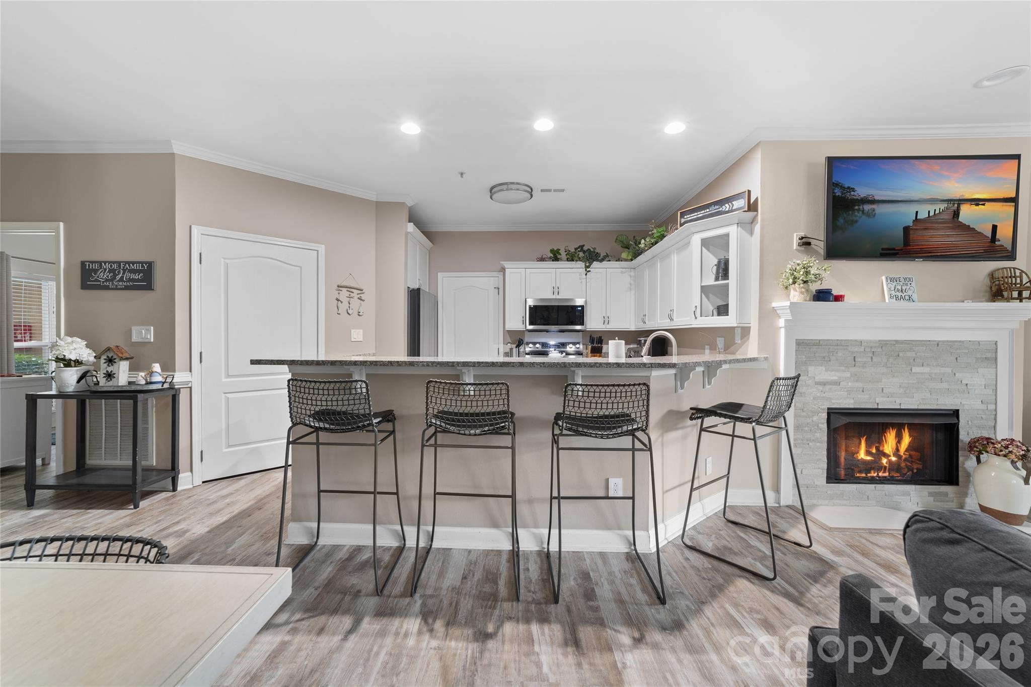 18619 Harborside Drive Property Photo 12
