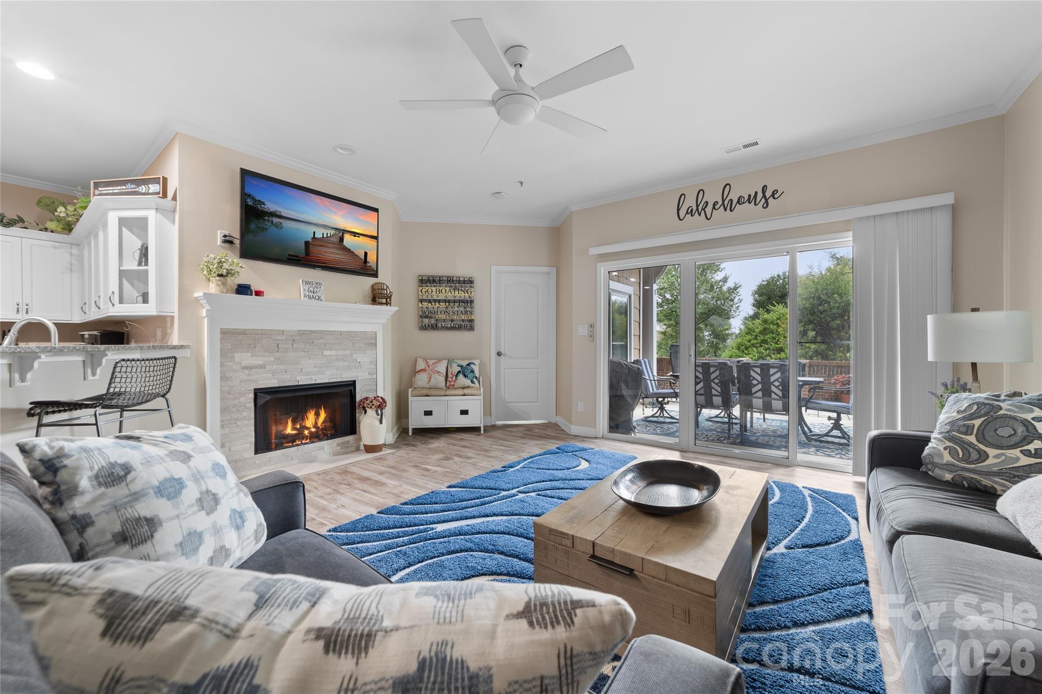 18619 Harborside Drive Property Photo 13