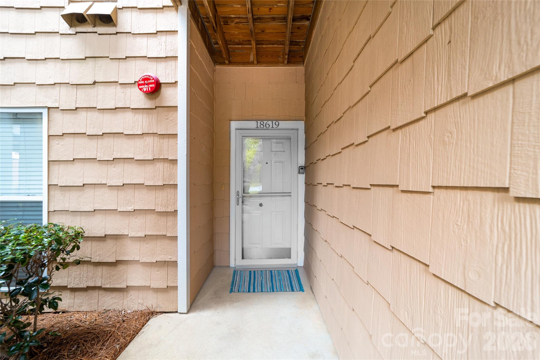 18619 Harborside Drive Property Photo 38
