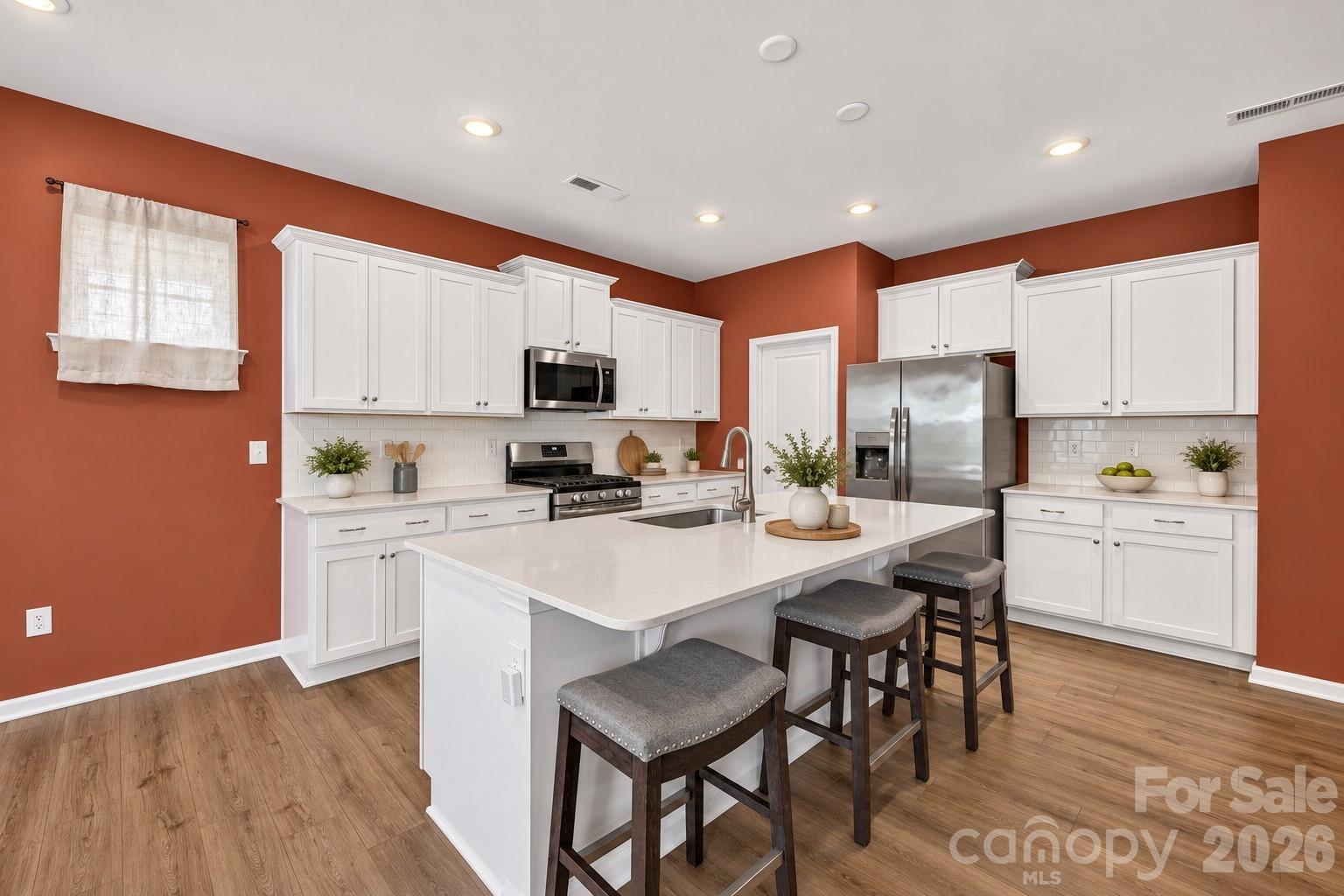 156 White Apple Way Property Photo 8