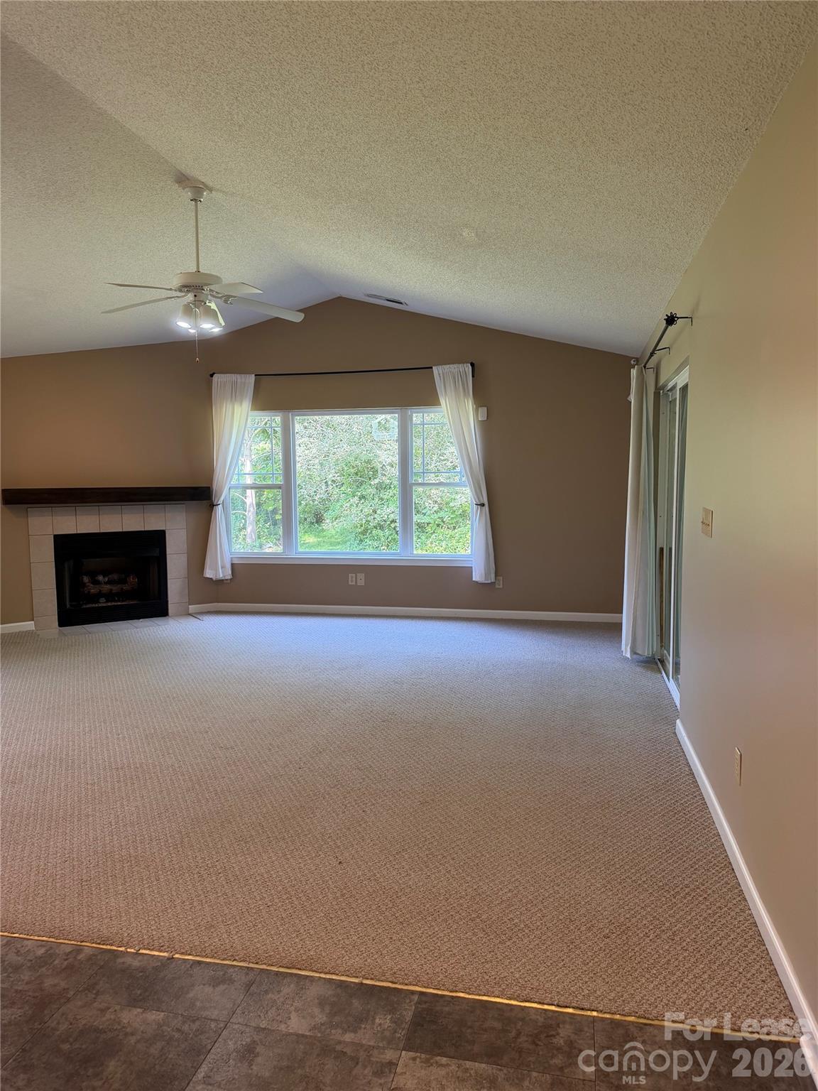 37 Sunview Circle Property Photo 5