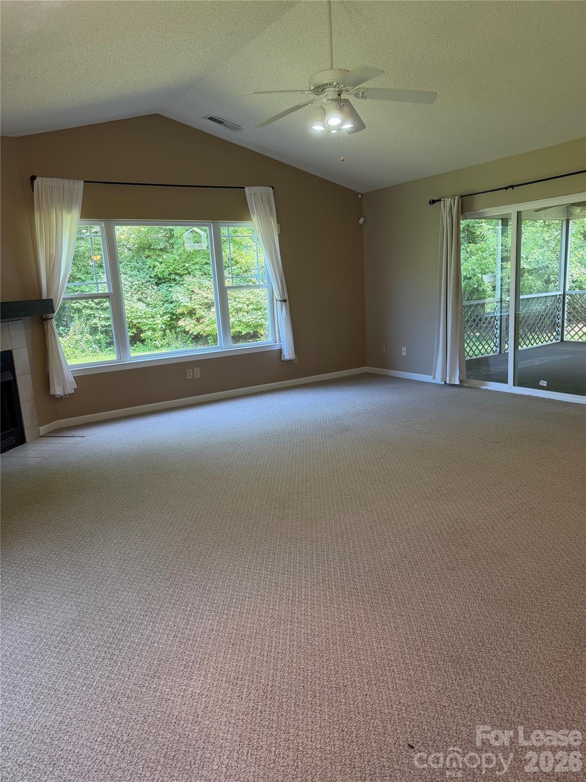 37 Sunview Circle Property Photo 6