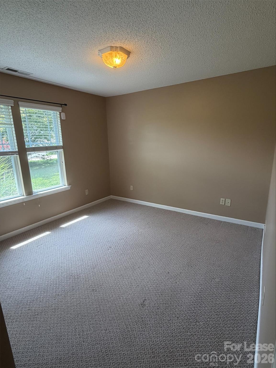 37 Sunview Circle Property Photo 18