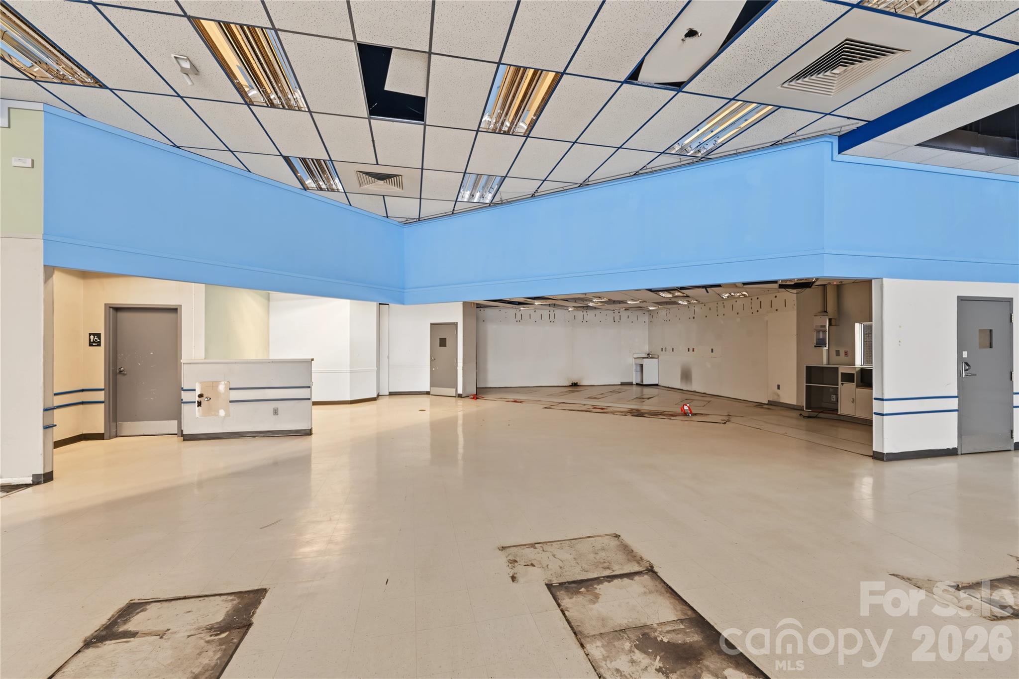 110 W Garrison Boulevard Property Photo 2