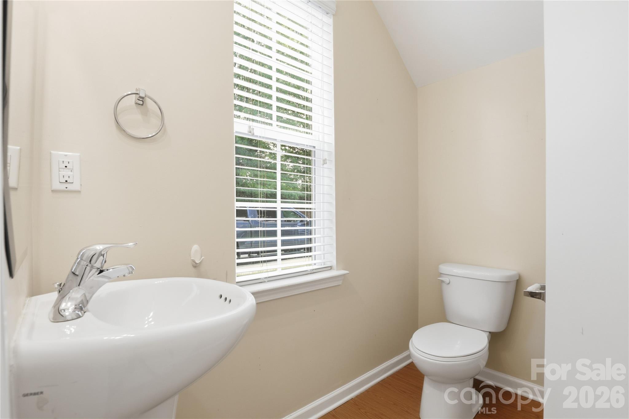 3627 Danvers Street Property Photo 10