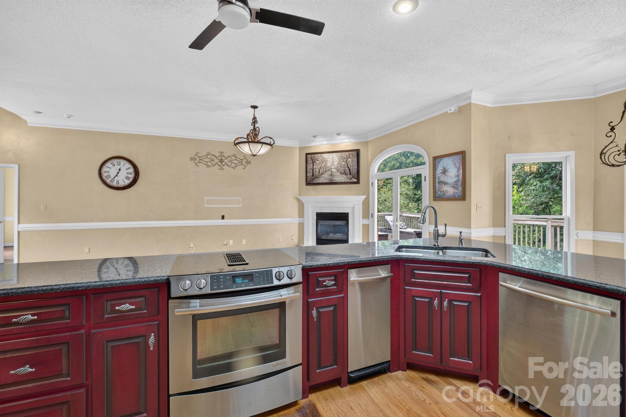3212 Champion Lane Property Photo 7